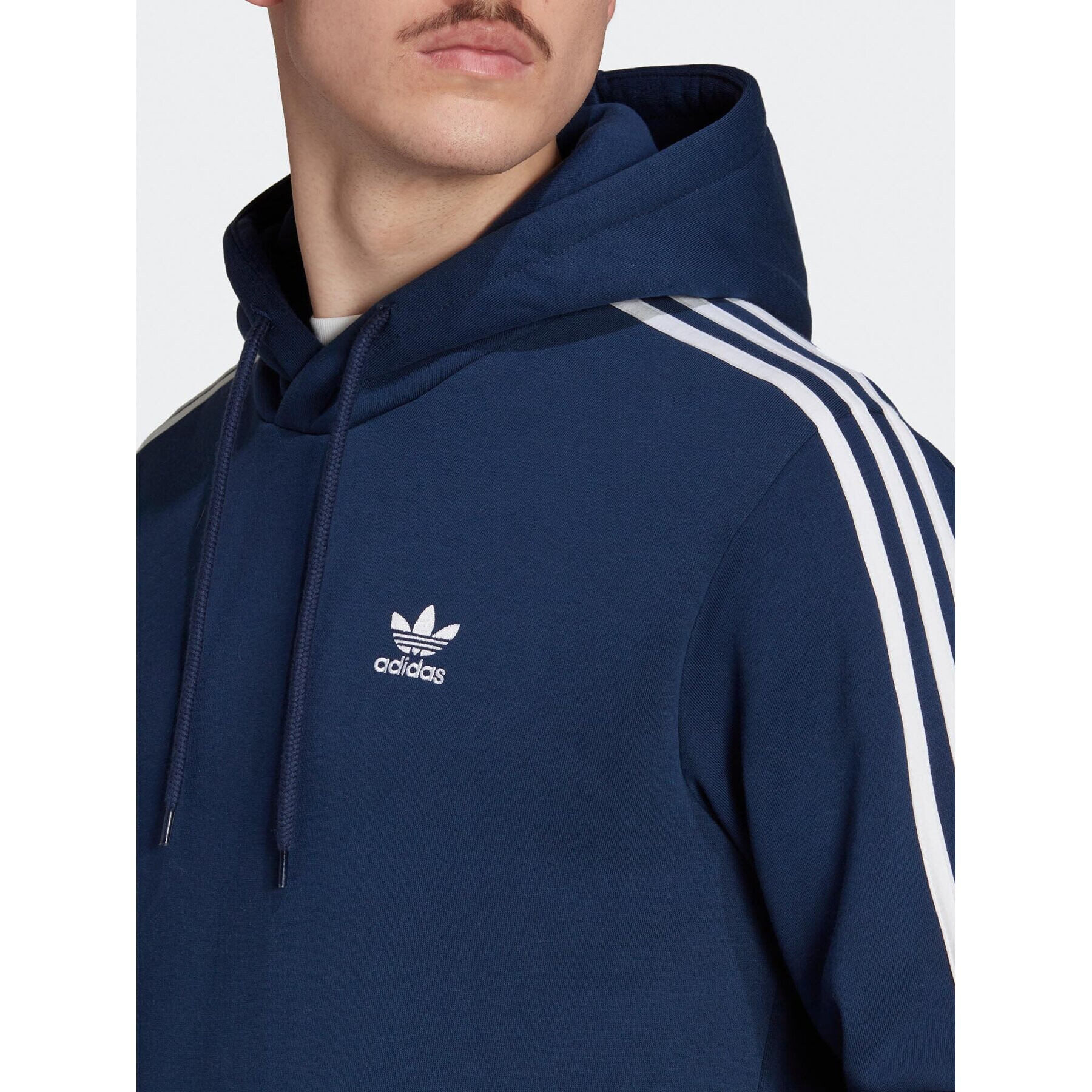 adidas Суитшърт adicolor Classics IA6348 Син Regular Fit - Pepit.bg