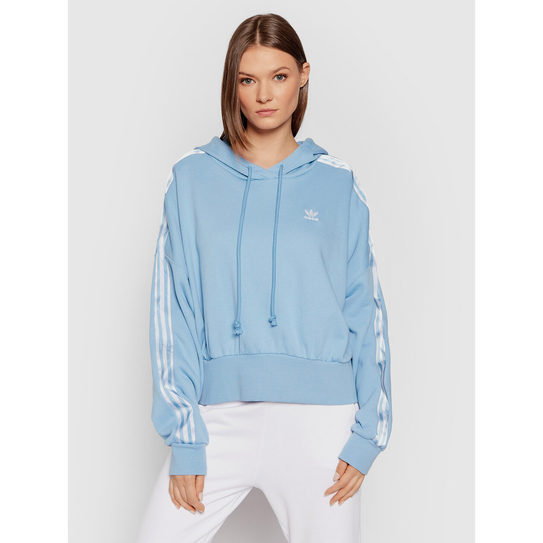 adidas Суитшърт adicolor Classics Satin Tape H37813 Син Regular Fit - Pepit.bg