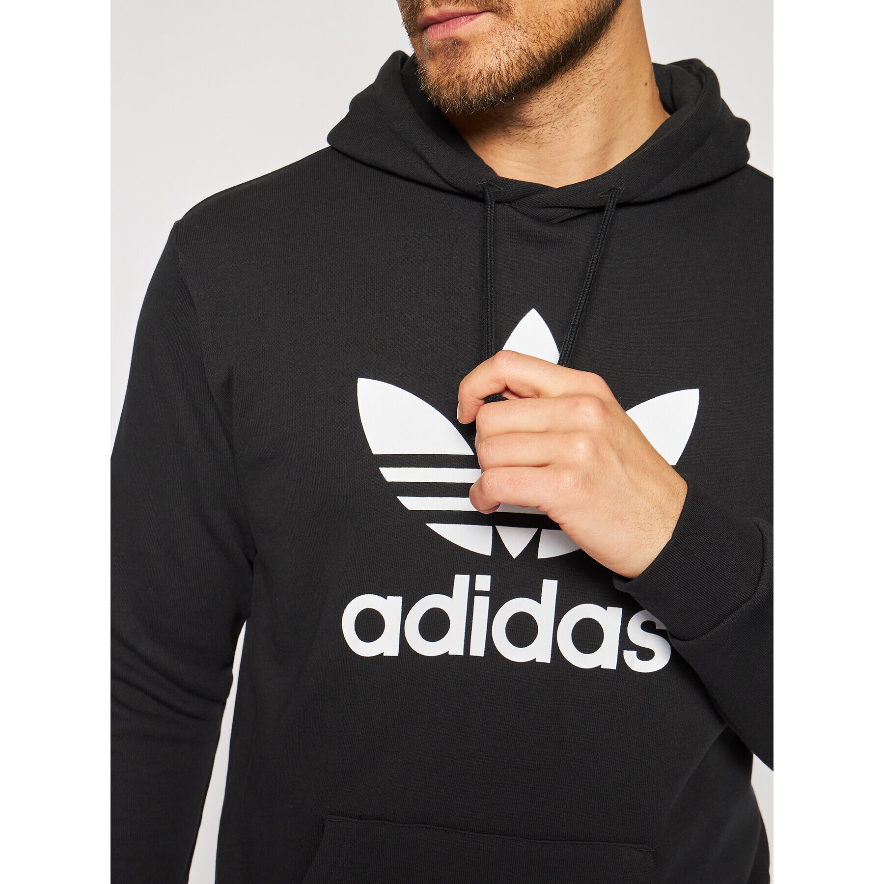 adidas Суитшърт adicolor Classics Trefoil Черен Regular Fit - Pepit.bg
