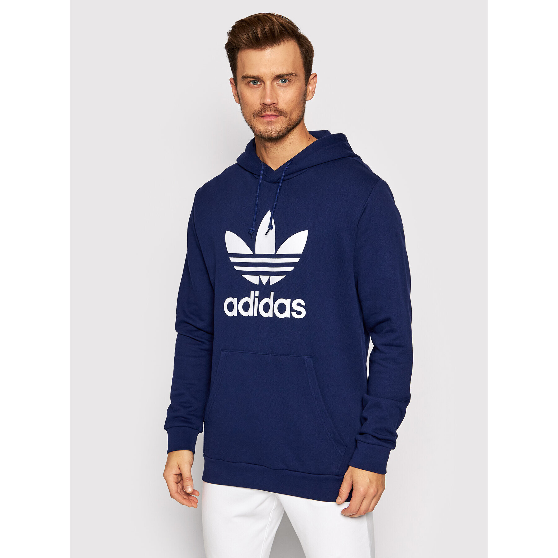 adidas Суитшърт adicolor Classics Trefoil H06664 Тъмносин Standard Fit - Pepit.bg