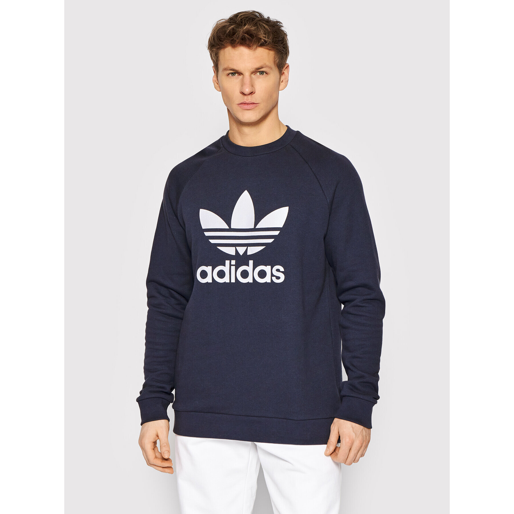 adidas Суитшърт adicolor Classics Trefoil HE9490 Тъмносин Regular Fit - Pepit.bg