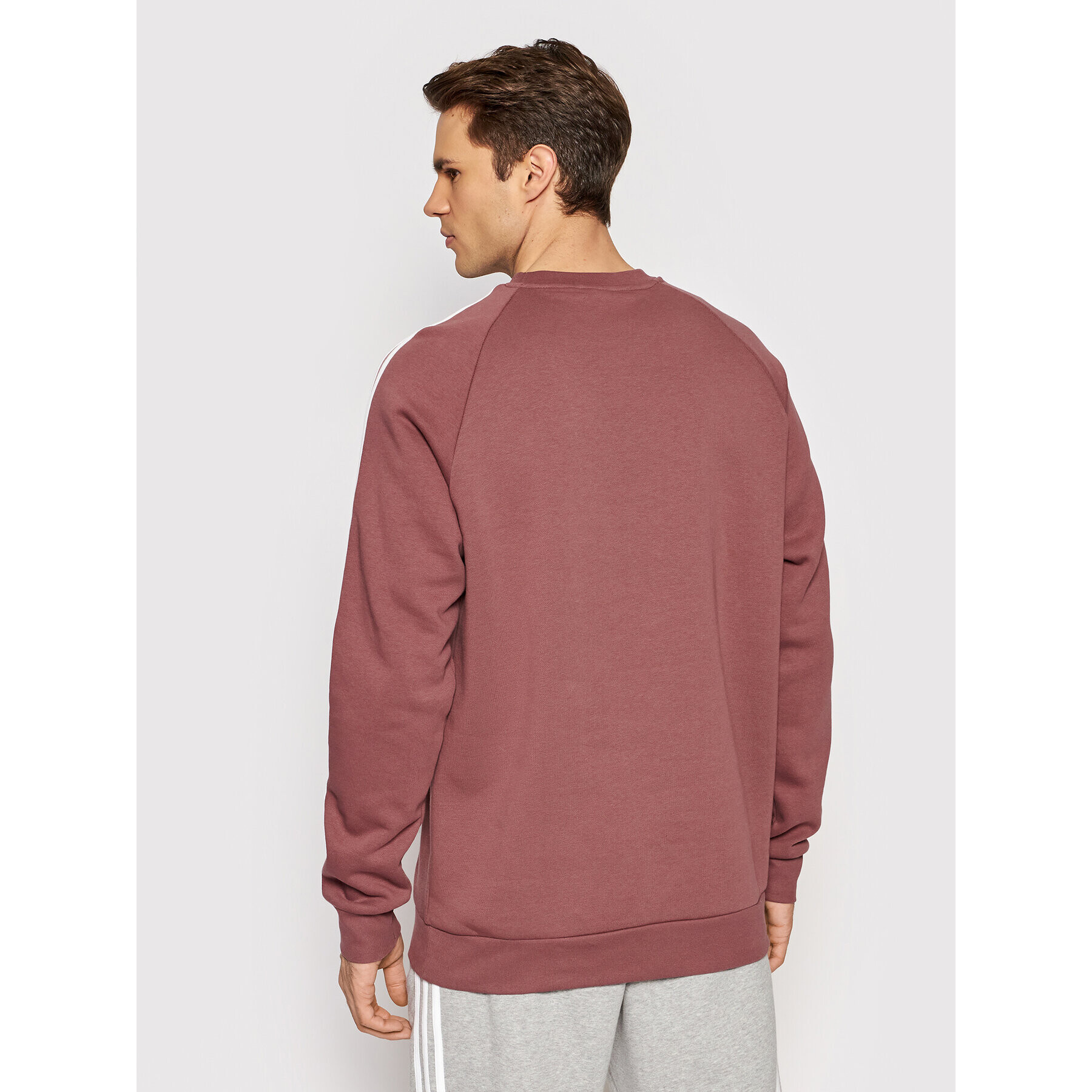 adidas Суитшърт adicolor HE9484 Бордо Regular Fit - Pepit.bg