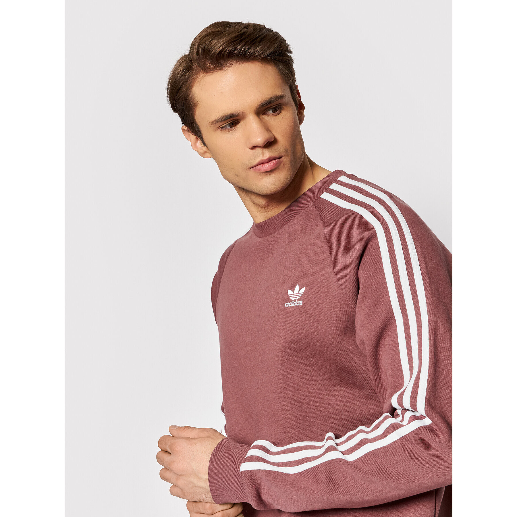 adidas Суитшърт adicolor HE9484 Бордо Regular Fit - Pepit.bg