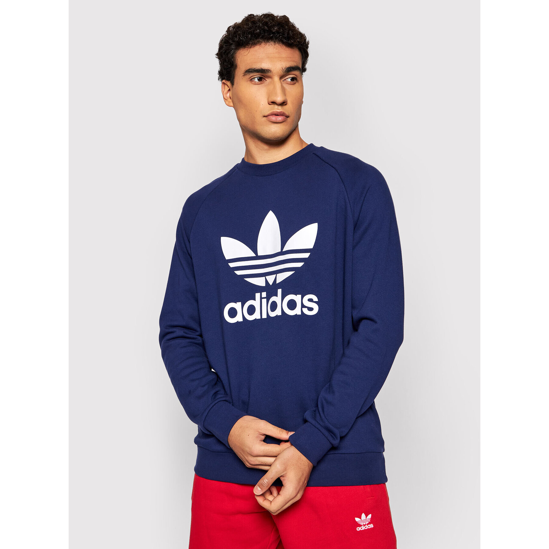 adidas Суитшърт adicolor Trefoil H06654 Тъмносин Regular Fit - Pepit.bg