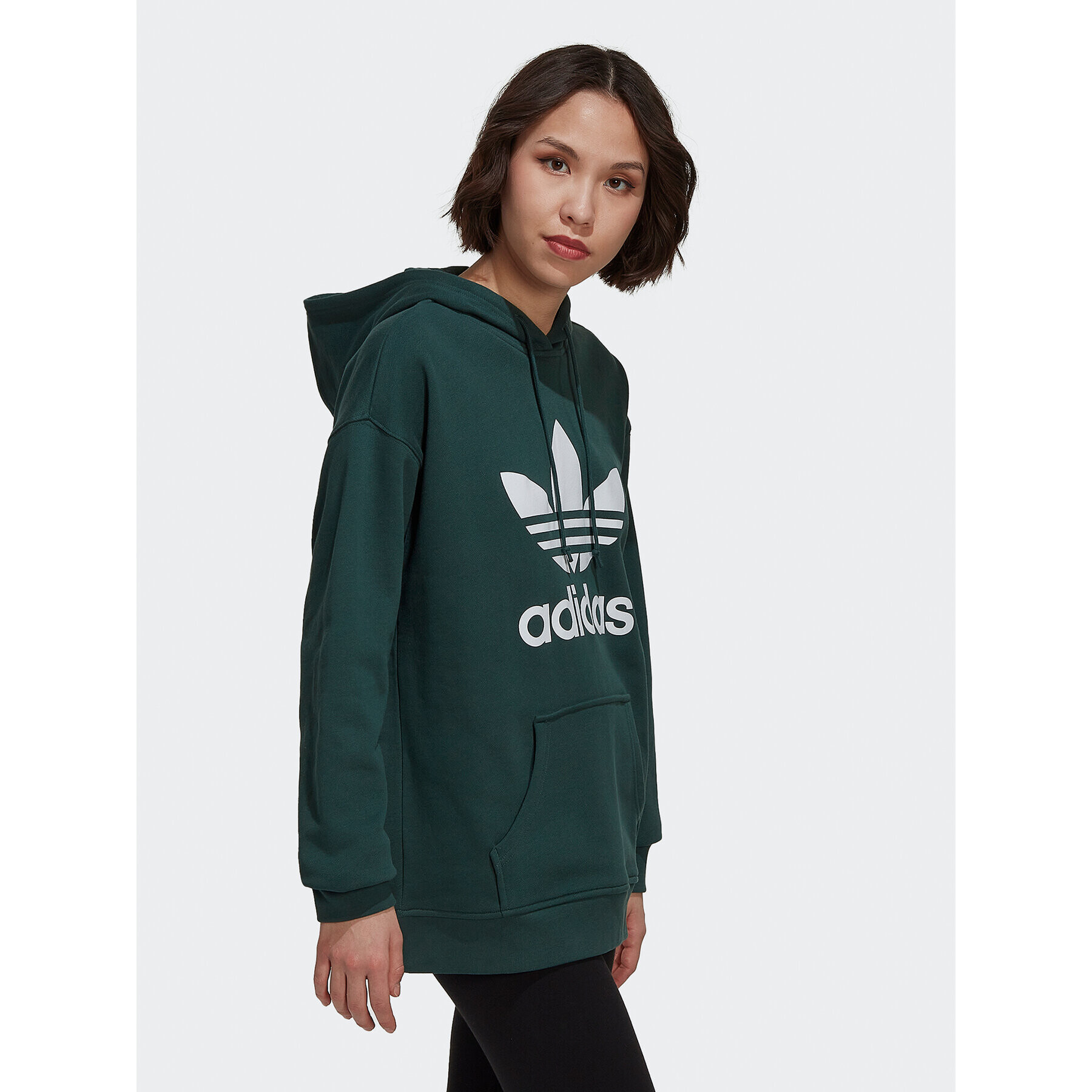 adidas Суитшърт adicolor Trefoil HK9654 Зелен Regular Fit - Pepit.bg