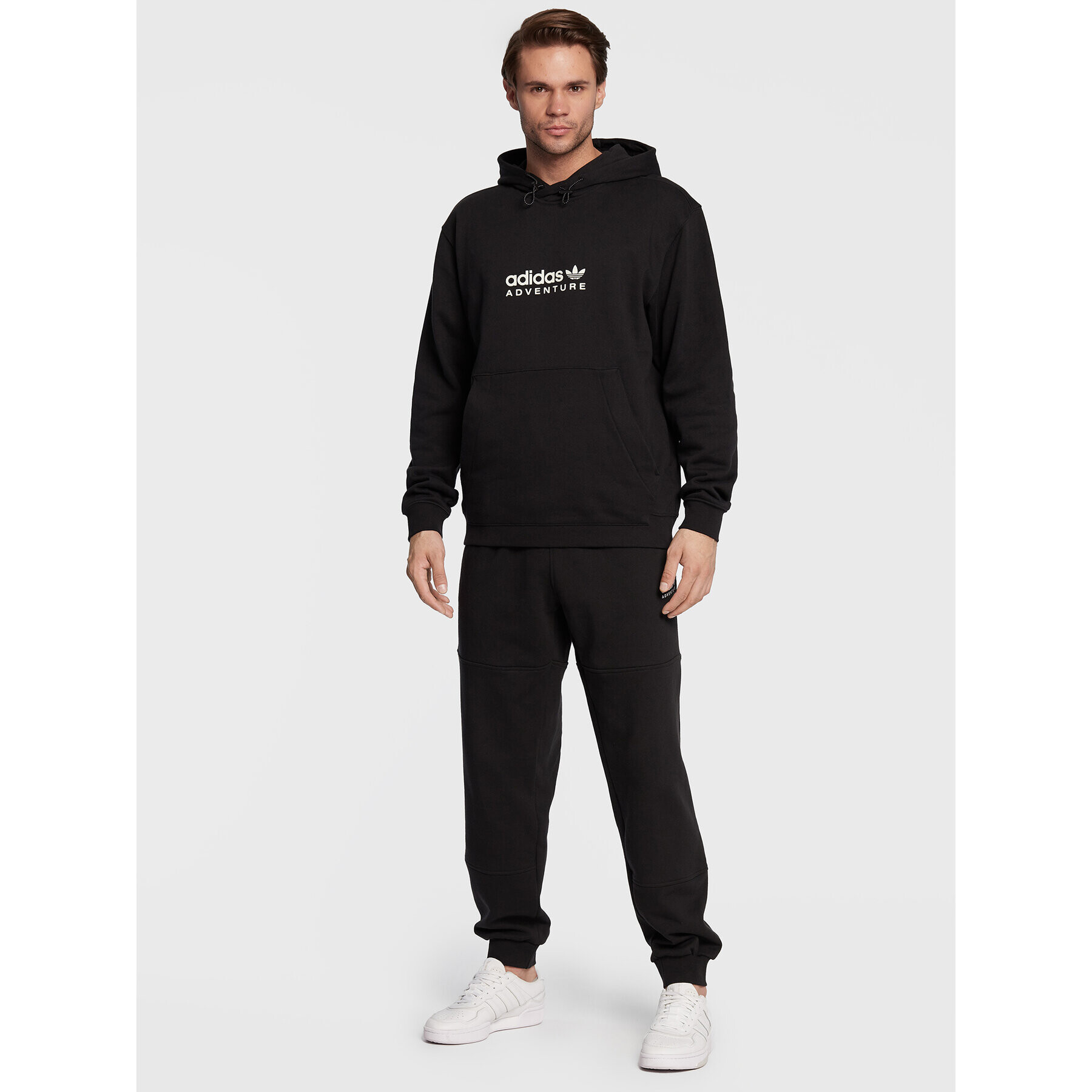 adidas Суитшърт Adventure HK5002 Черен Regular Fit - Pepit.bg