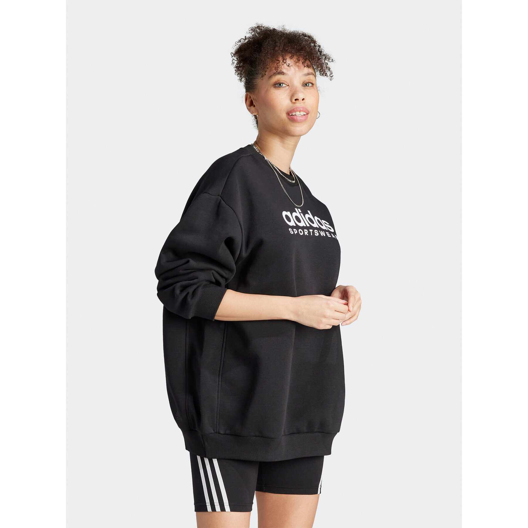 adidas Суитшърт ALL SZN Fleece Graphic HZ5740 Черен Loose Fit - Pepit.bg