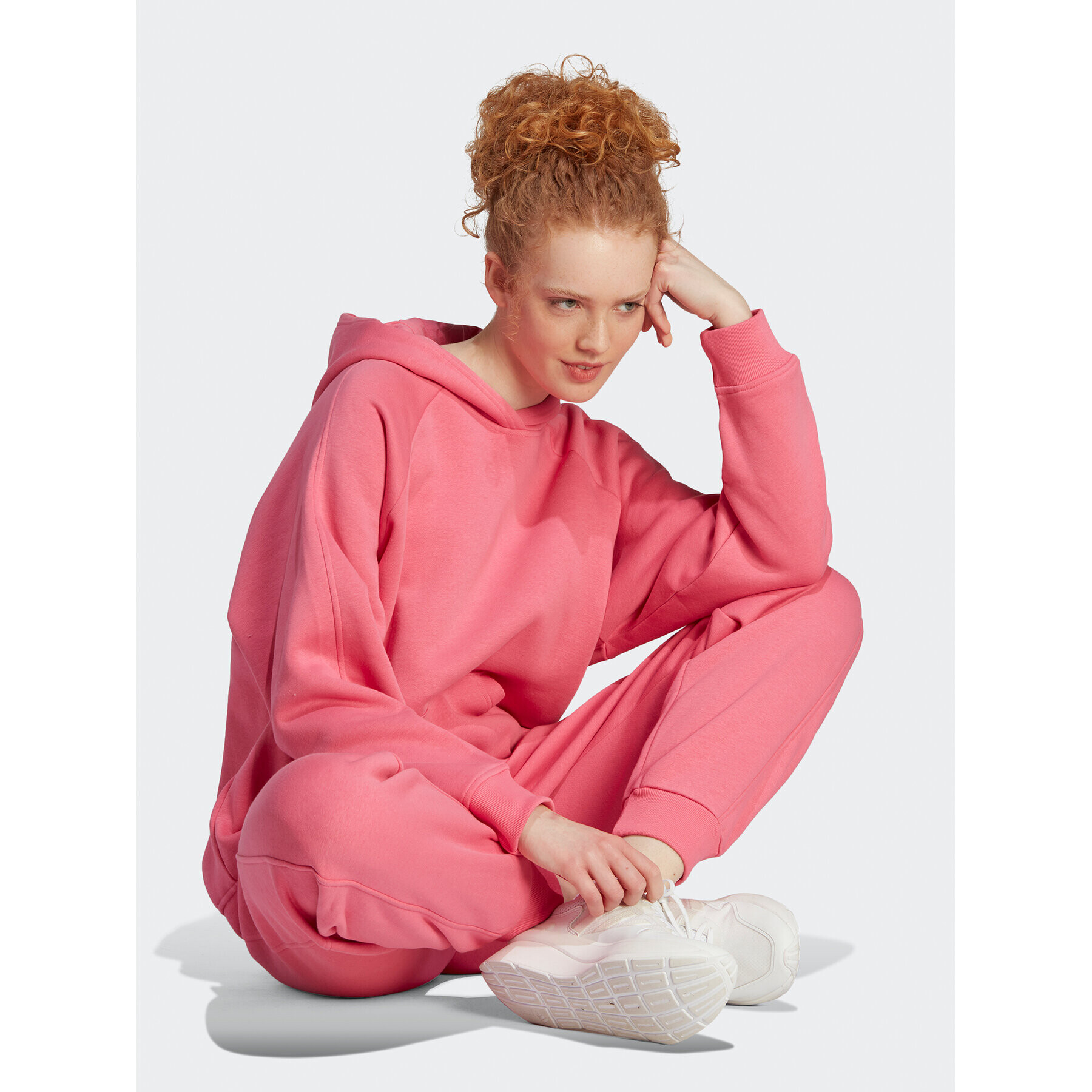 adidas Суитшърт ALL SZN Fleece IM0321 Розов Loose Fit - Pepit.bg