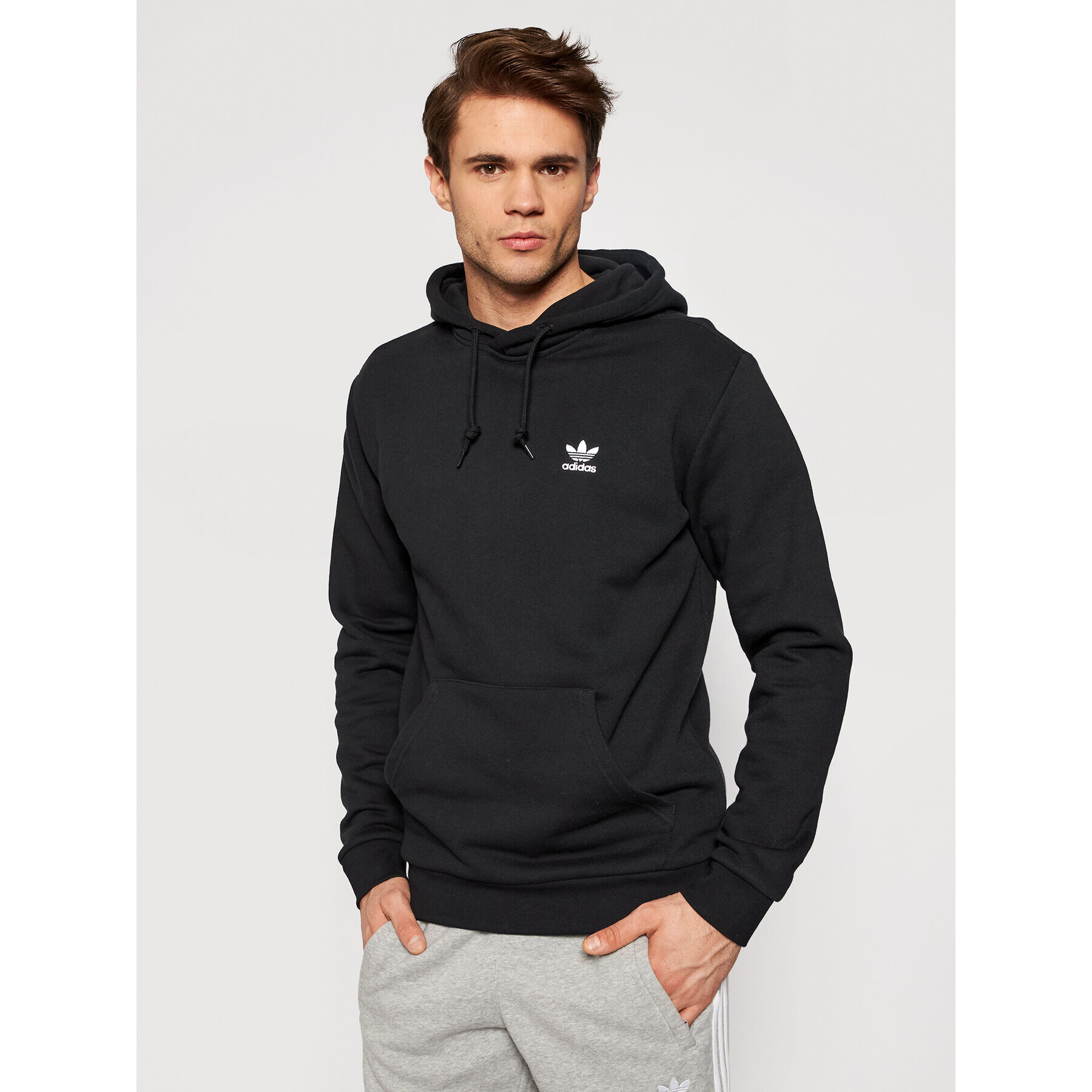 adidas Суитшърт Essential Hoody FM9956 Черен Standard Fit - Pepit.bg