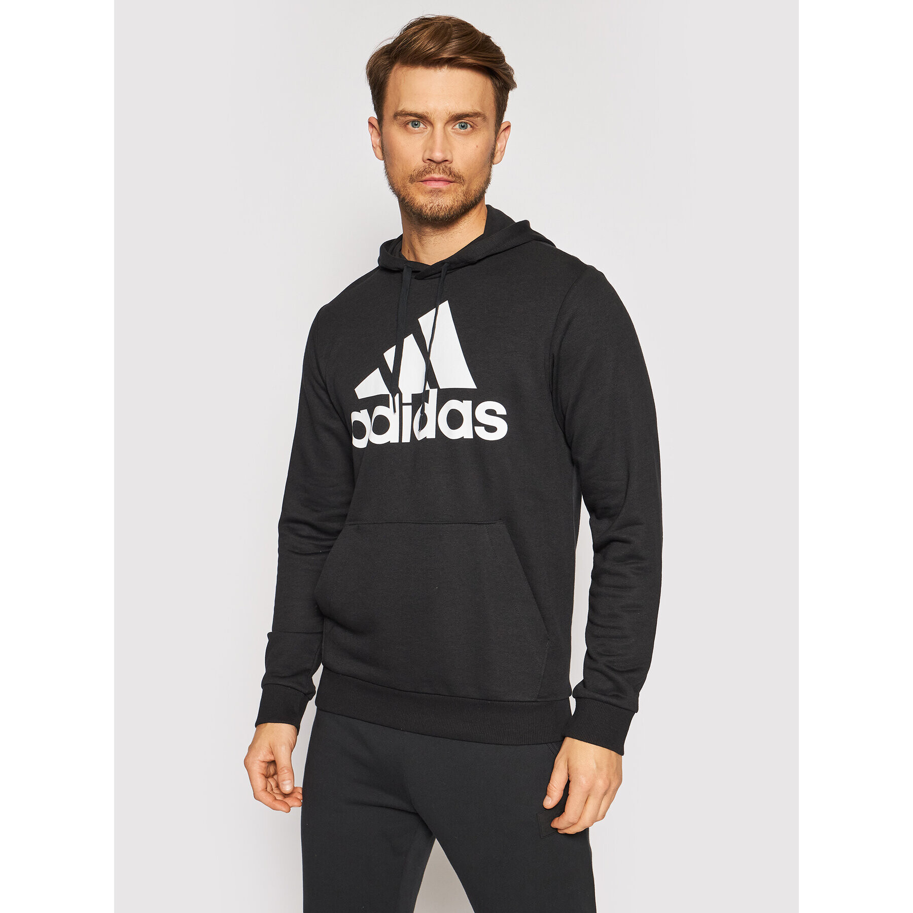 adidas Суитшърт Essentials Big Logo GK9540 Черен Regular Fit - Pepit.bg