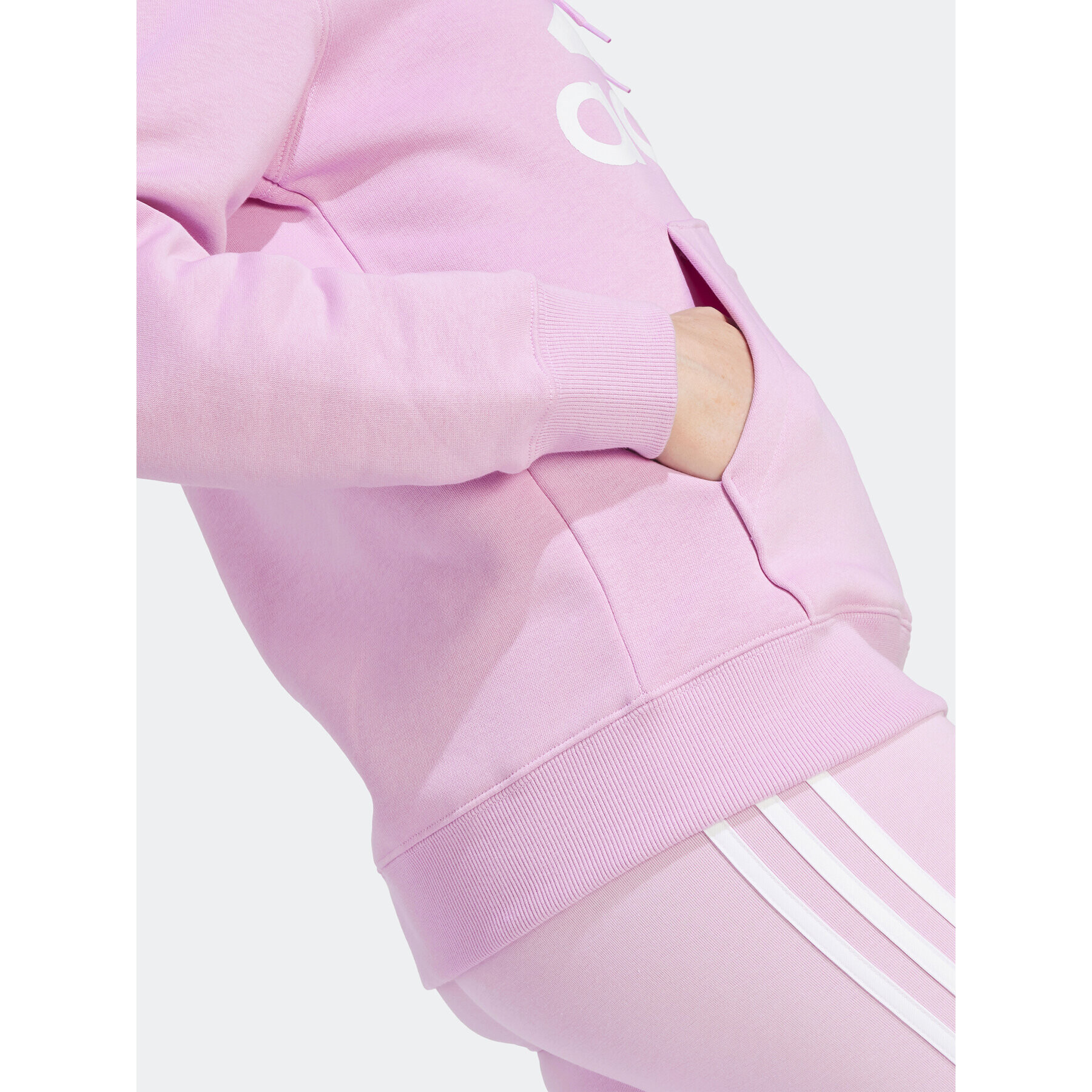 adidas Суитшърт Essentials Big Logo Regular IM0260 Розов Regular Fit - Pepit.bg