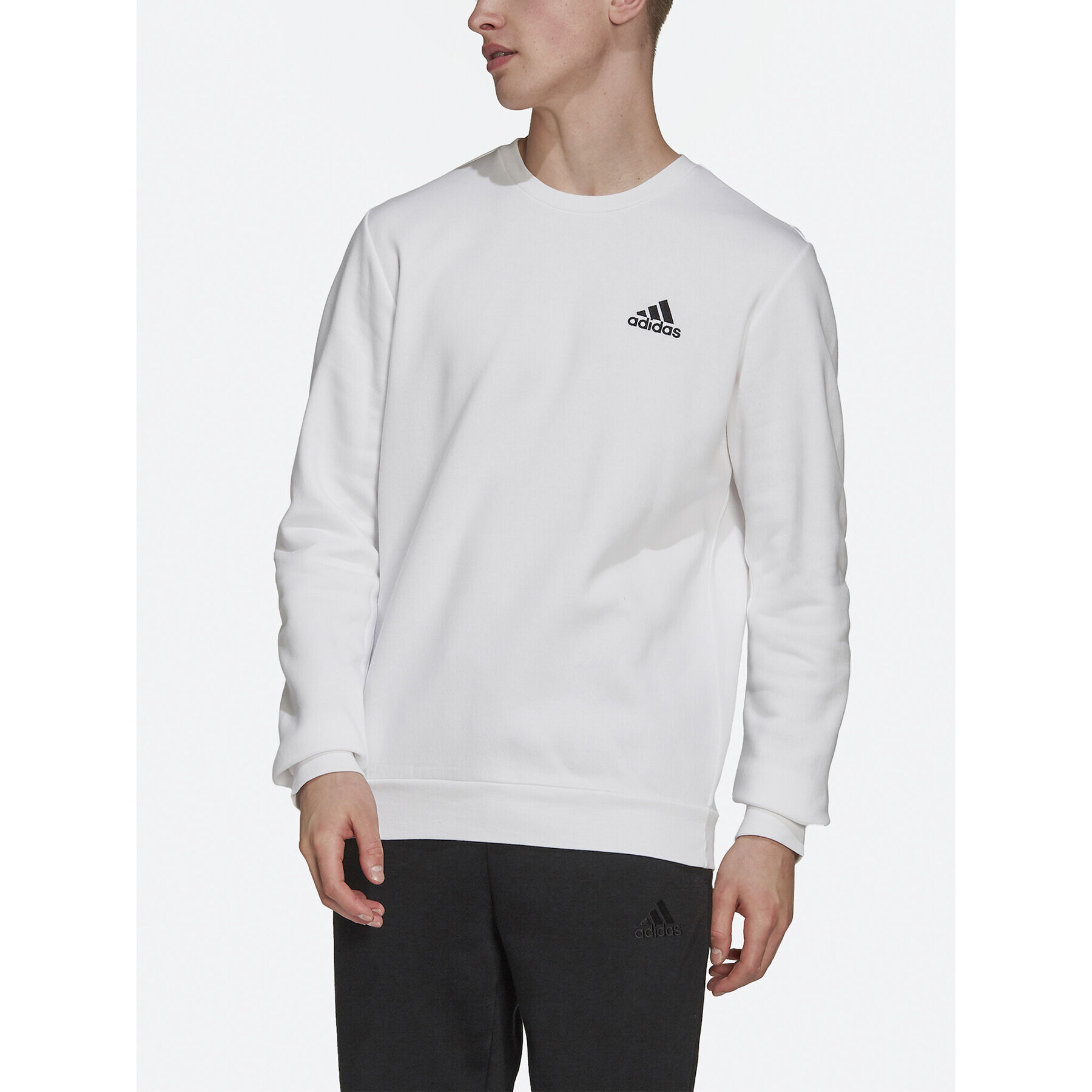 adidas Суитшърт Essentials H12220 Бял Regular Fit - Pepit.bg