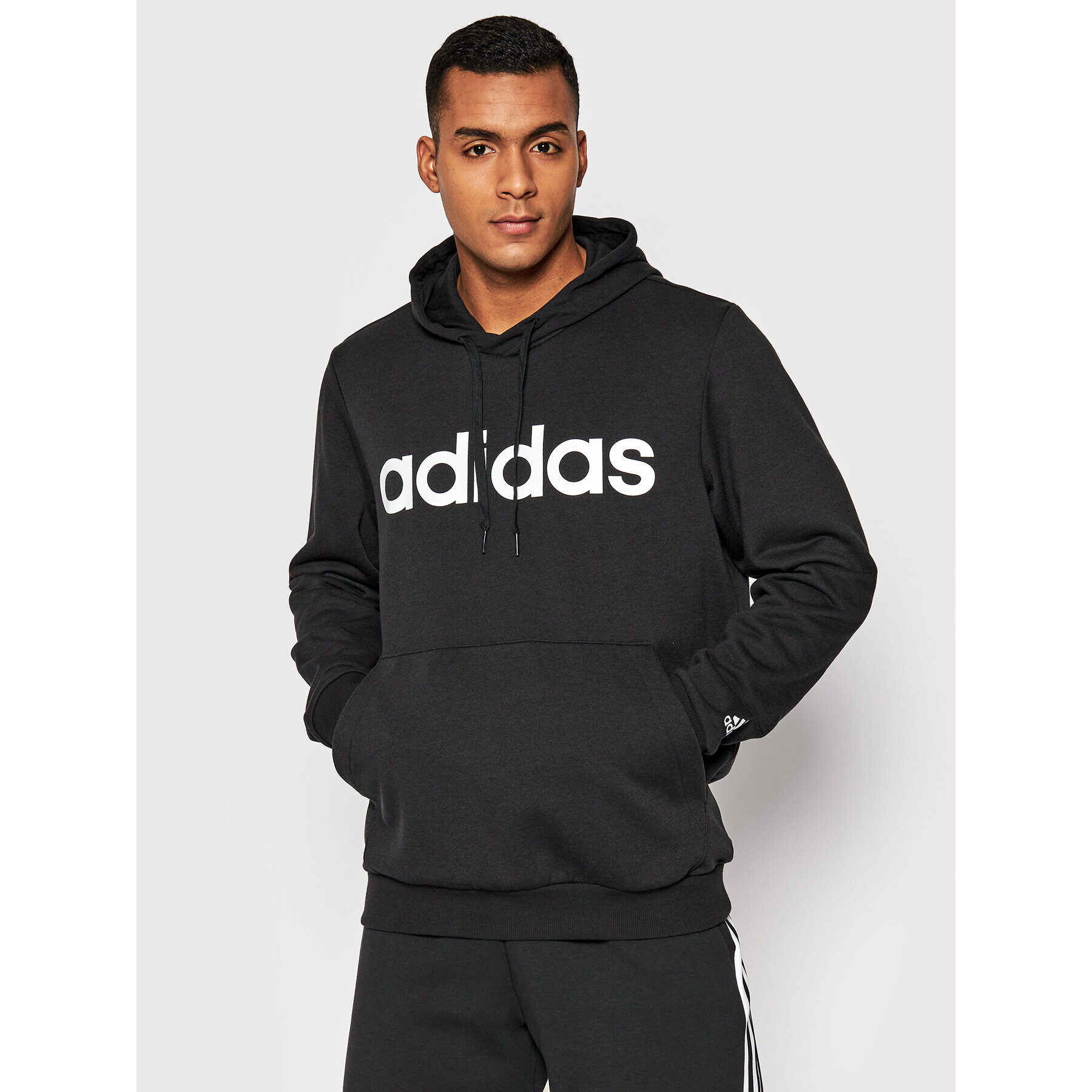 adidas Performance Суитшърт Essentials French Terry Linear Logo GK9064 Черен Regular Fit - Pepit.bg