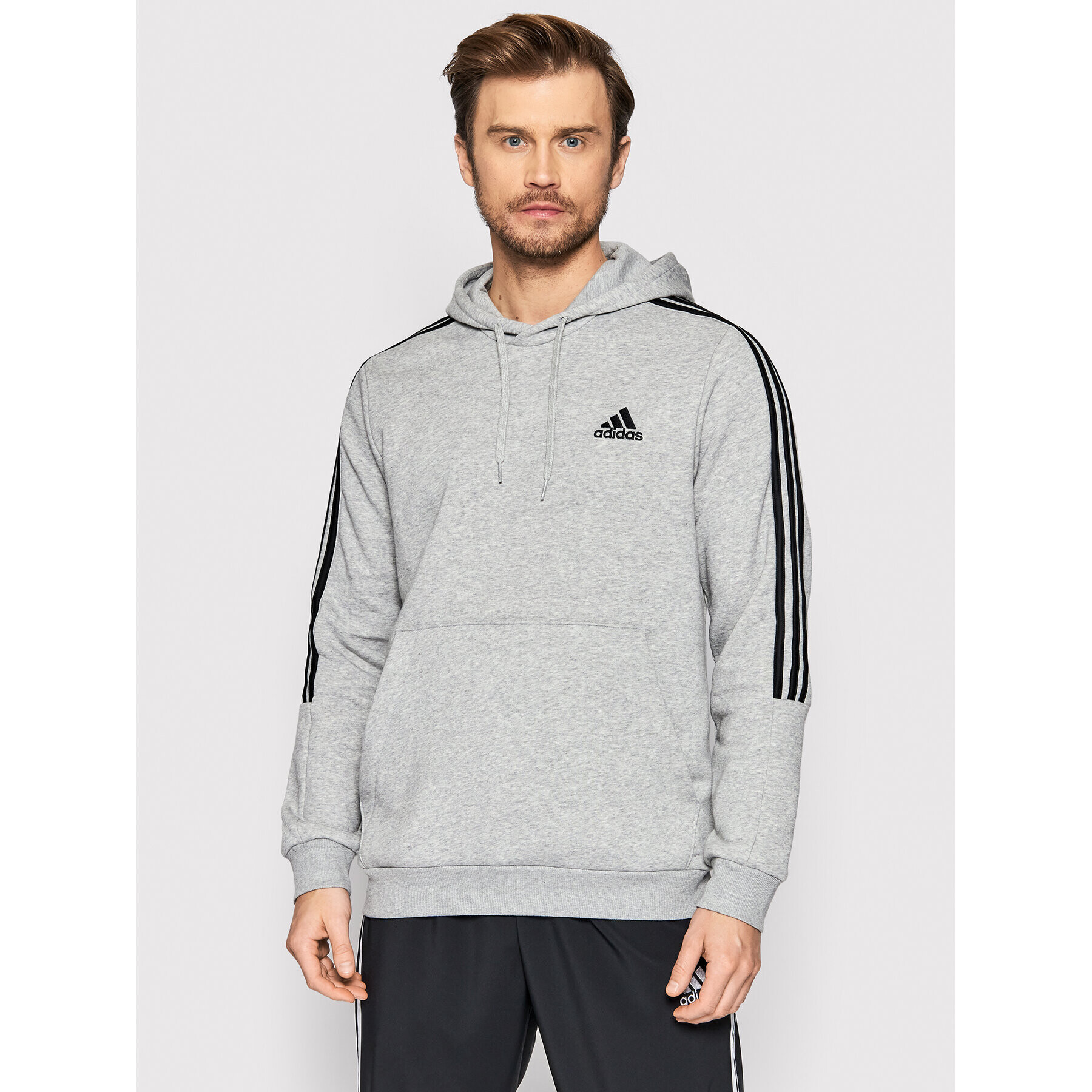 adidas Суитшърт Essentials GK9583 Сив Regular Fit - Pepit.bg