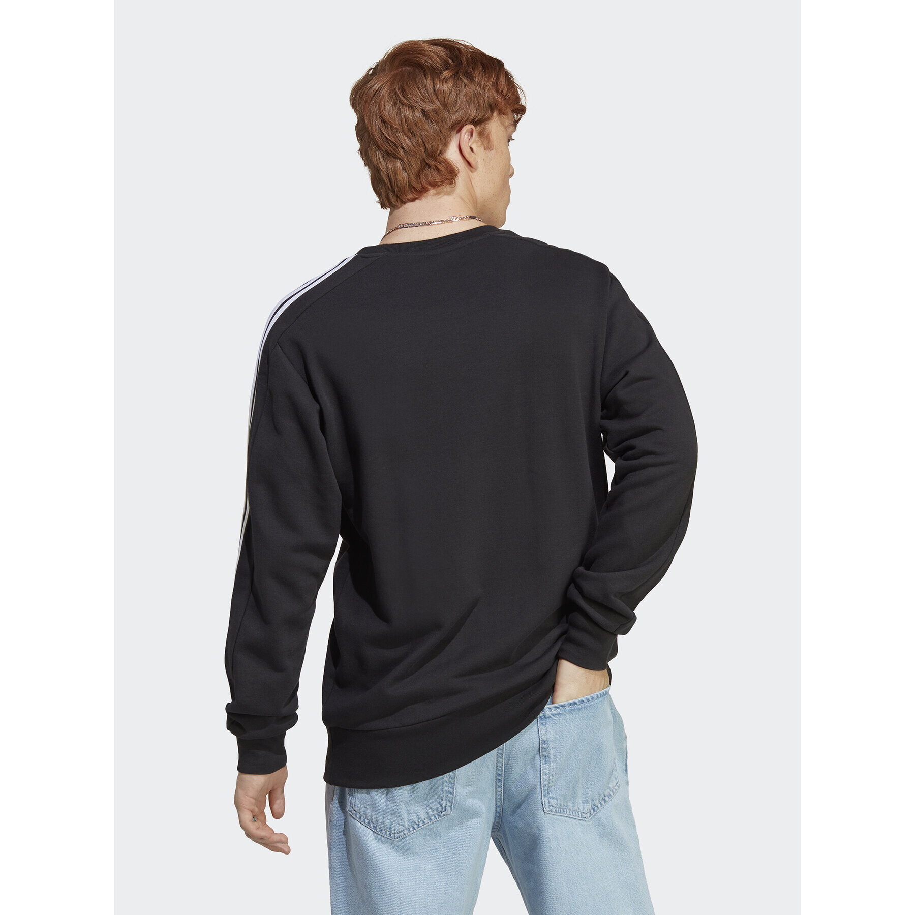 adidas Суитшърт Essentials IC9317 Черен Regular Fit - Pepit.bg