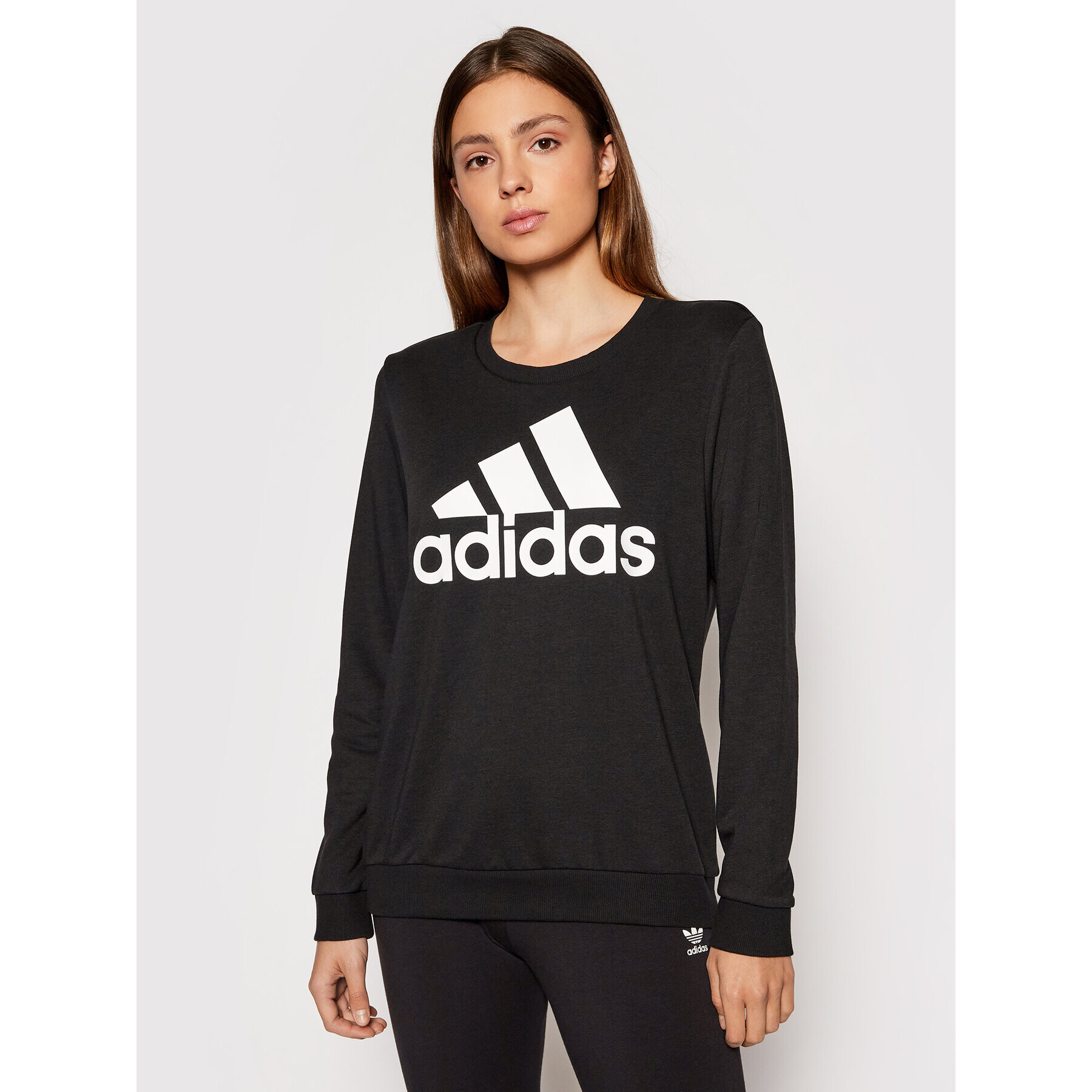 adidas Суитшърт Essentials Logo GM5519 Черен Relaxed Fit - Pepit.bg