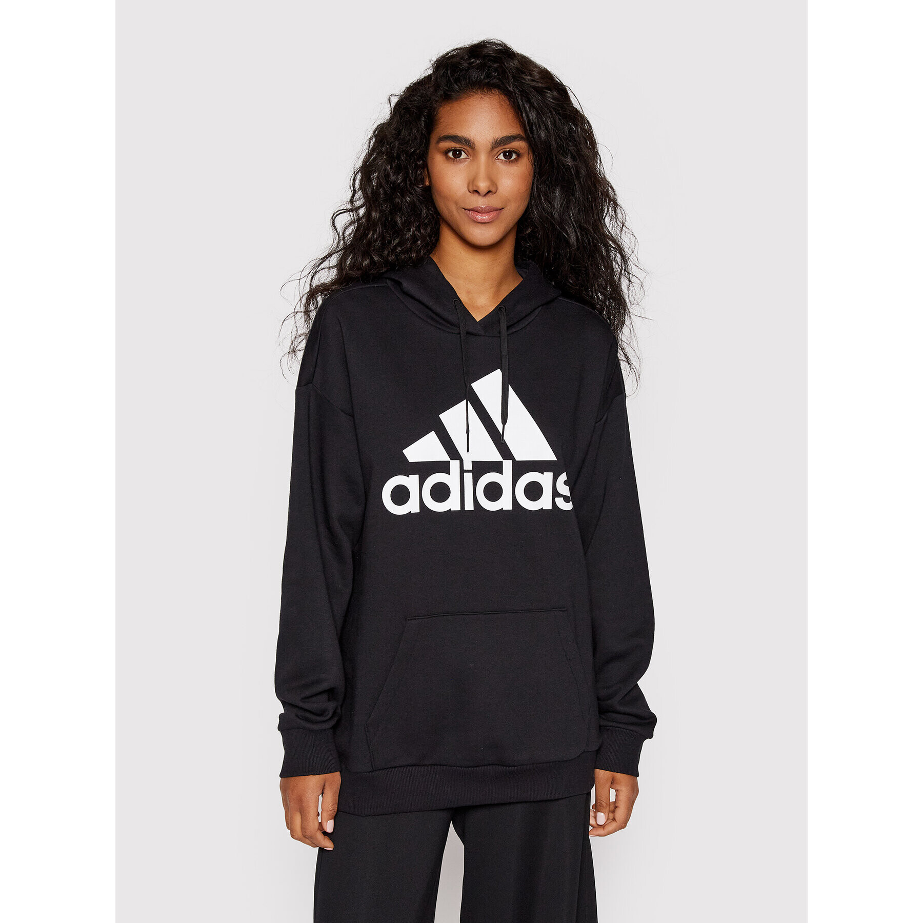 adidas Суитшърт Essentials Logo HD1756 Черен Loose Fit - Pepit.bg