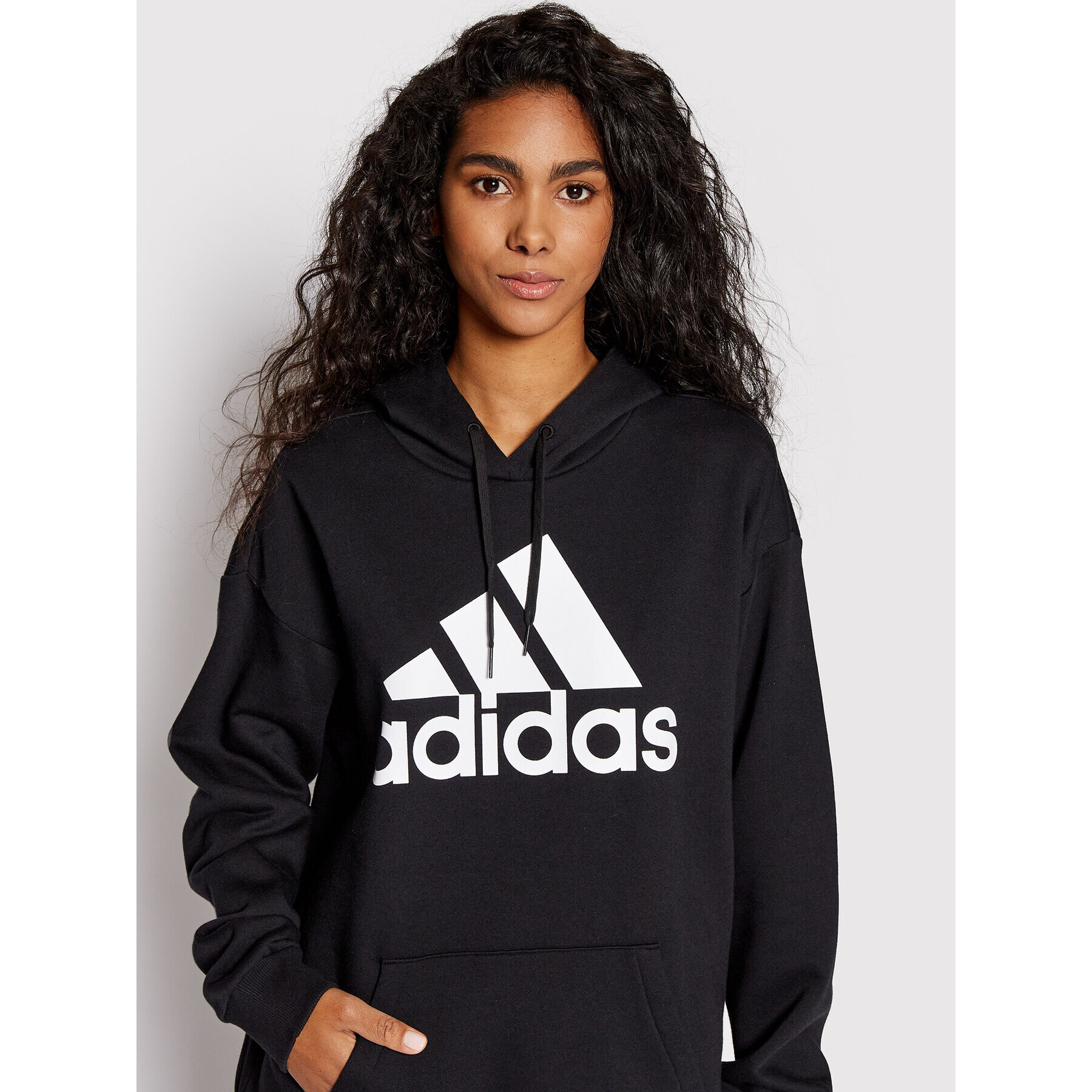 adidas Суитшърт Essentials Logo HD1756 Черен Loose Fit - Pepit.bg