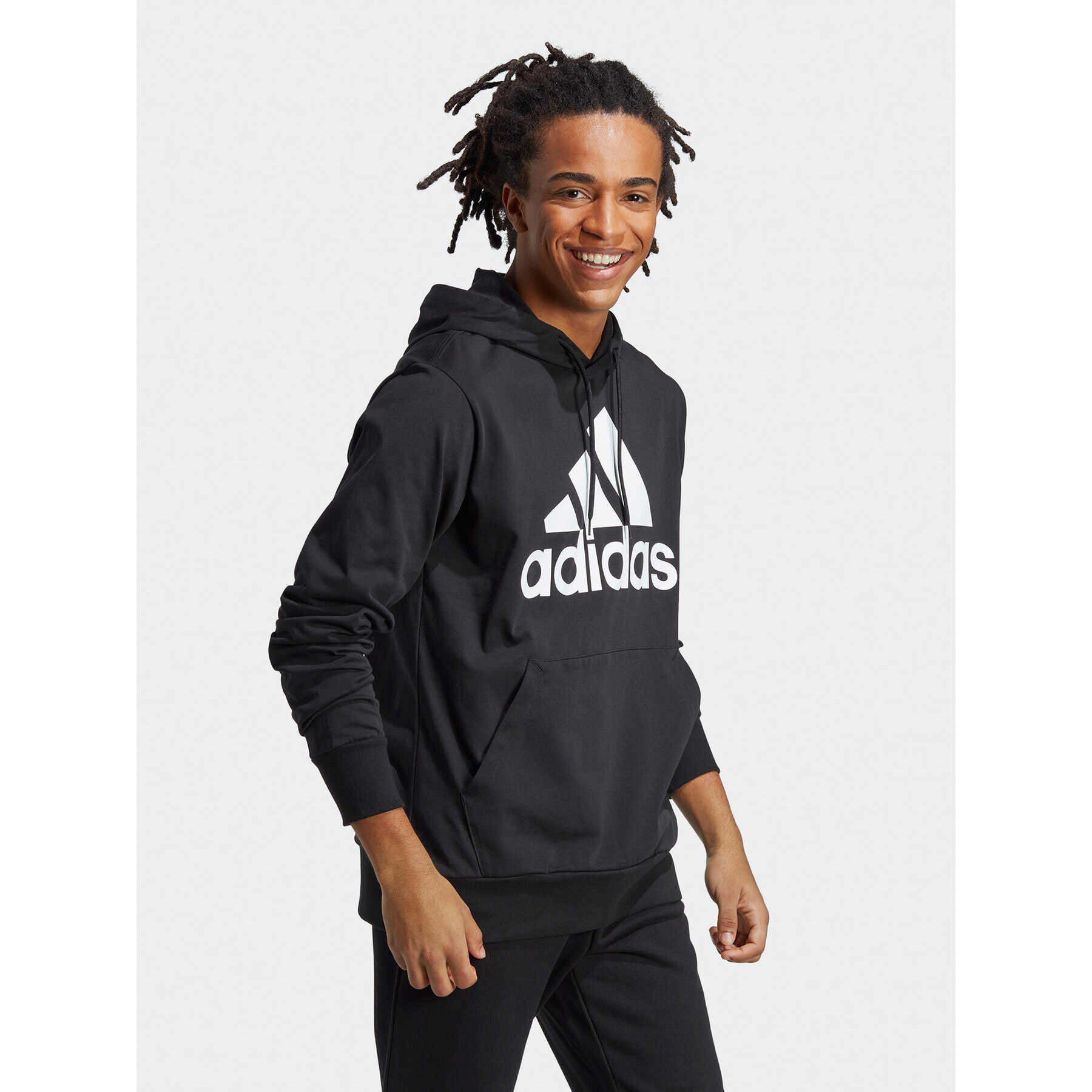 adidas Суитшърт Essentials Logo Hoodie IC0440 Черен Regular Fit - Pepit.bg