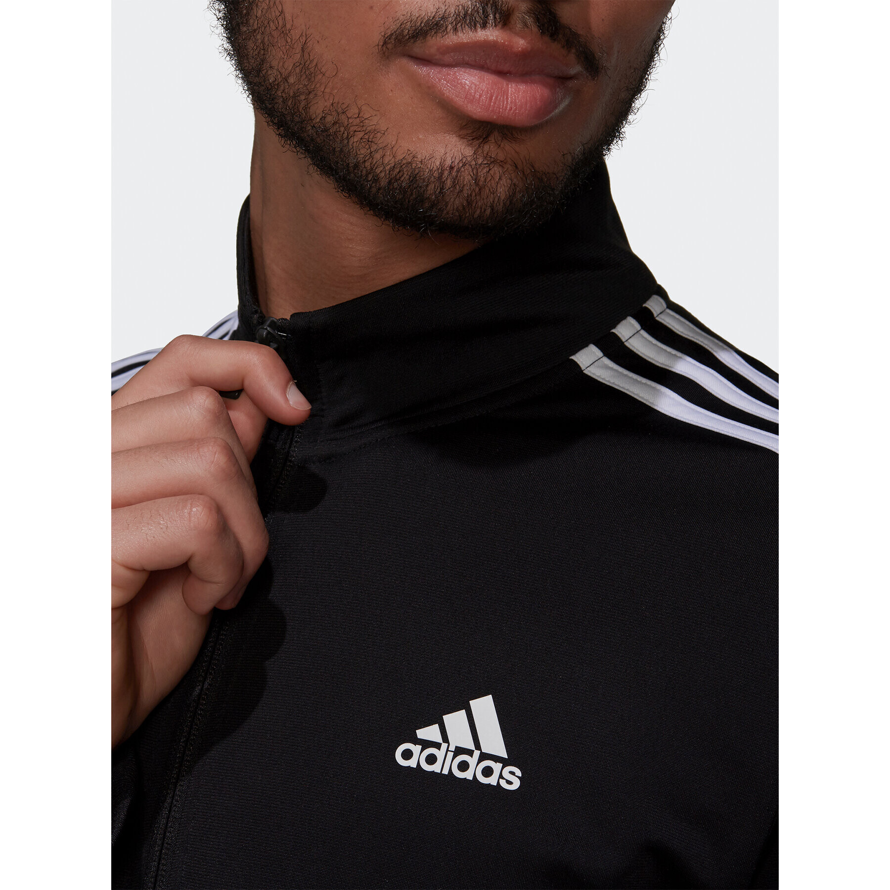 adidas Суитшърт Essentials Warm-Up 3-Stripes H46099 Черен Regular Fit - Pepit.bg