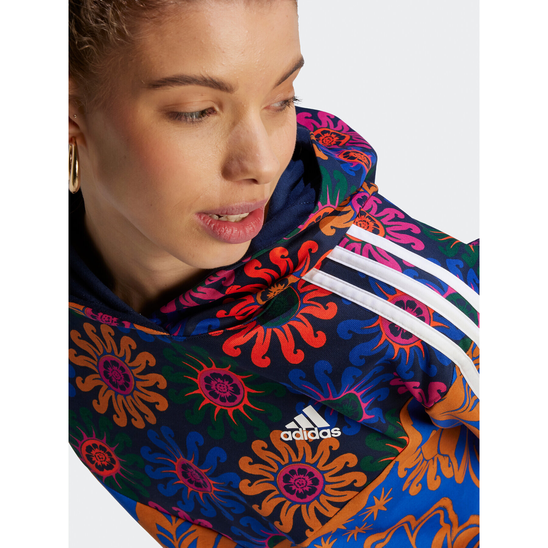 adidas Суитшърт FARM Rio IM2380 Цветен Loose Fit - Pepit.bg