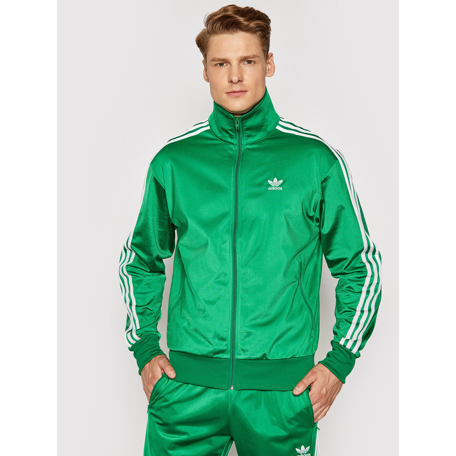 adidas Суитшърт Fbird TT GN3512 Зелен Regular Fit - Pepit.bg