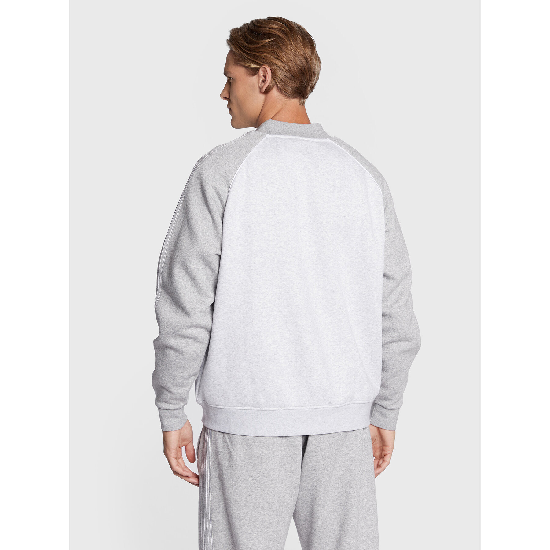 adidas Суитшърт Fleece Sst HI2995 Сив Relaxed Fit - Pepit.bg