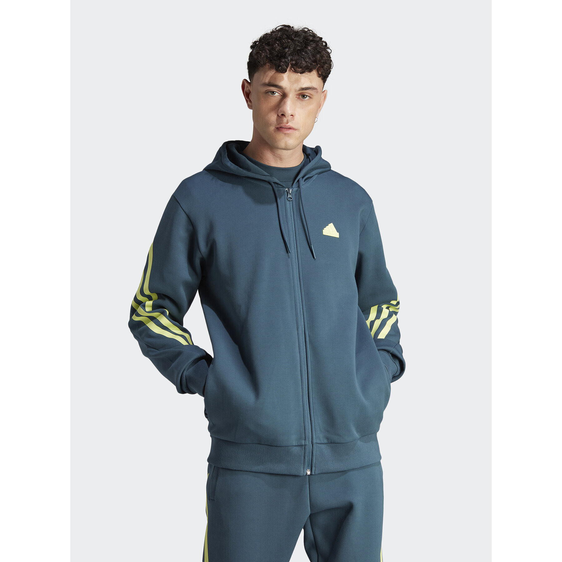 adidas Суитшърт Future Icons 3-Stripes Full-Zip Hoodie IJ8878 Електриков Regular Fit - Pepit.bg