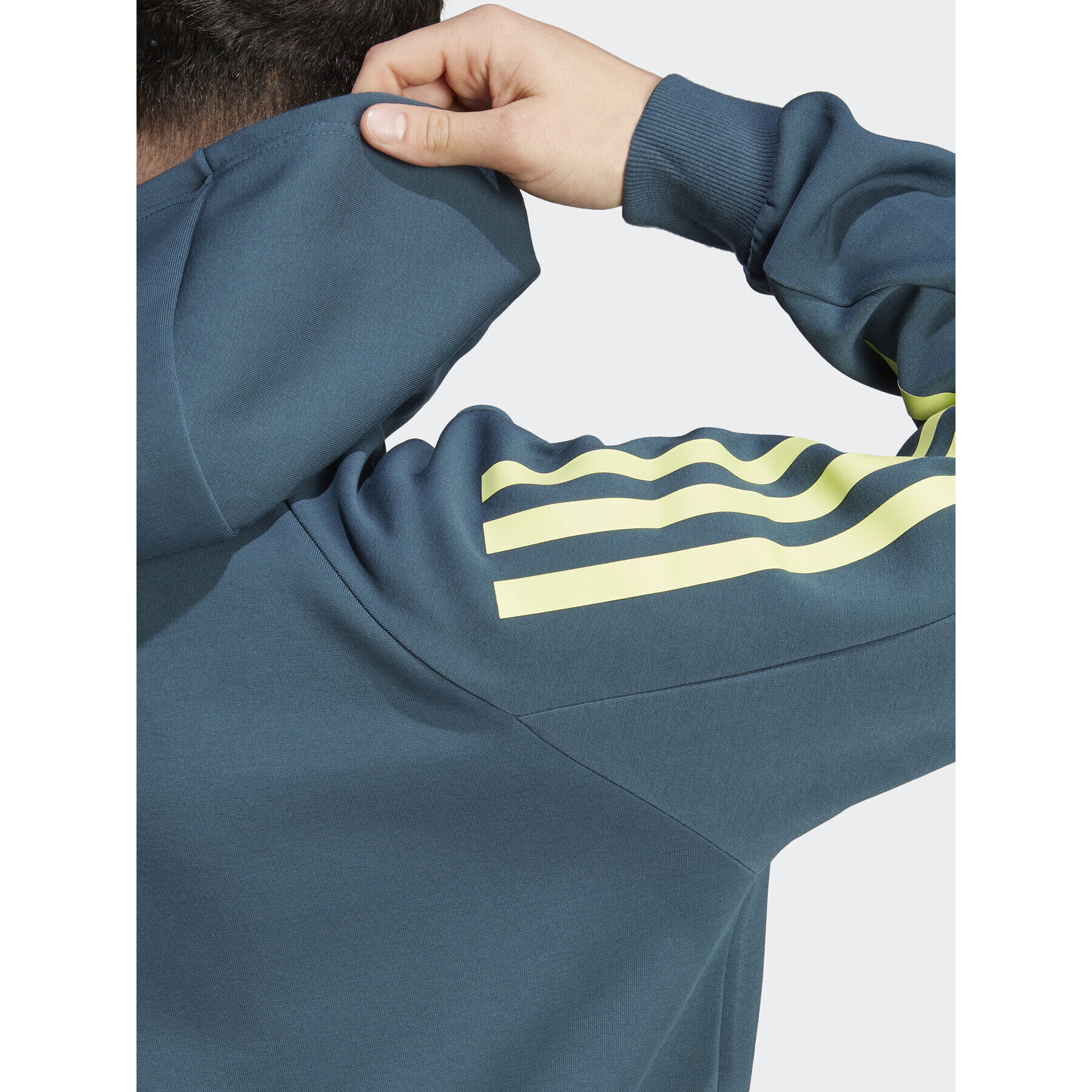 adidas Суитшърт Future Icons 3-Stripes Full-Zip Hoodie IJ8878 Електриков Regular Fit - Pepit.bg