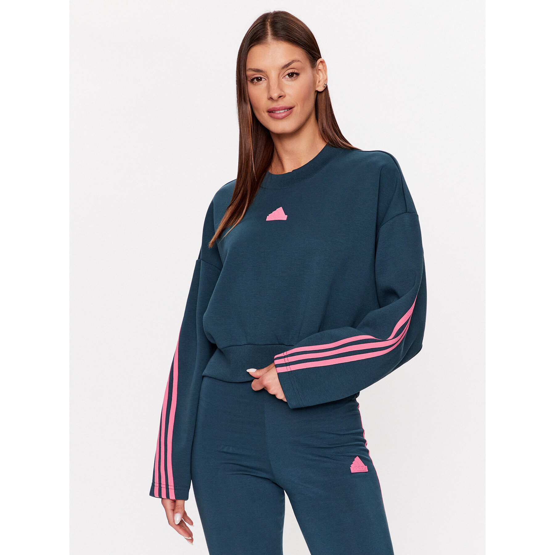 adidas Суитшърт Future Icons 3-Stripes Sweatshirt IL3055 Електриков Loose Fit - Pepit.bg