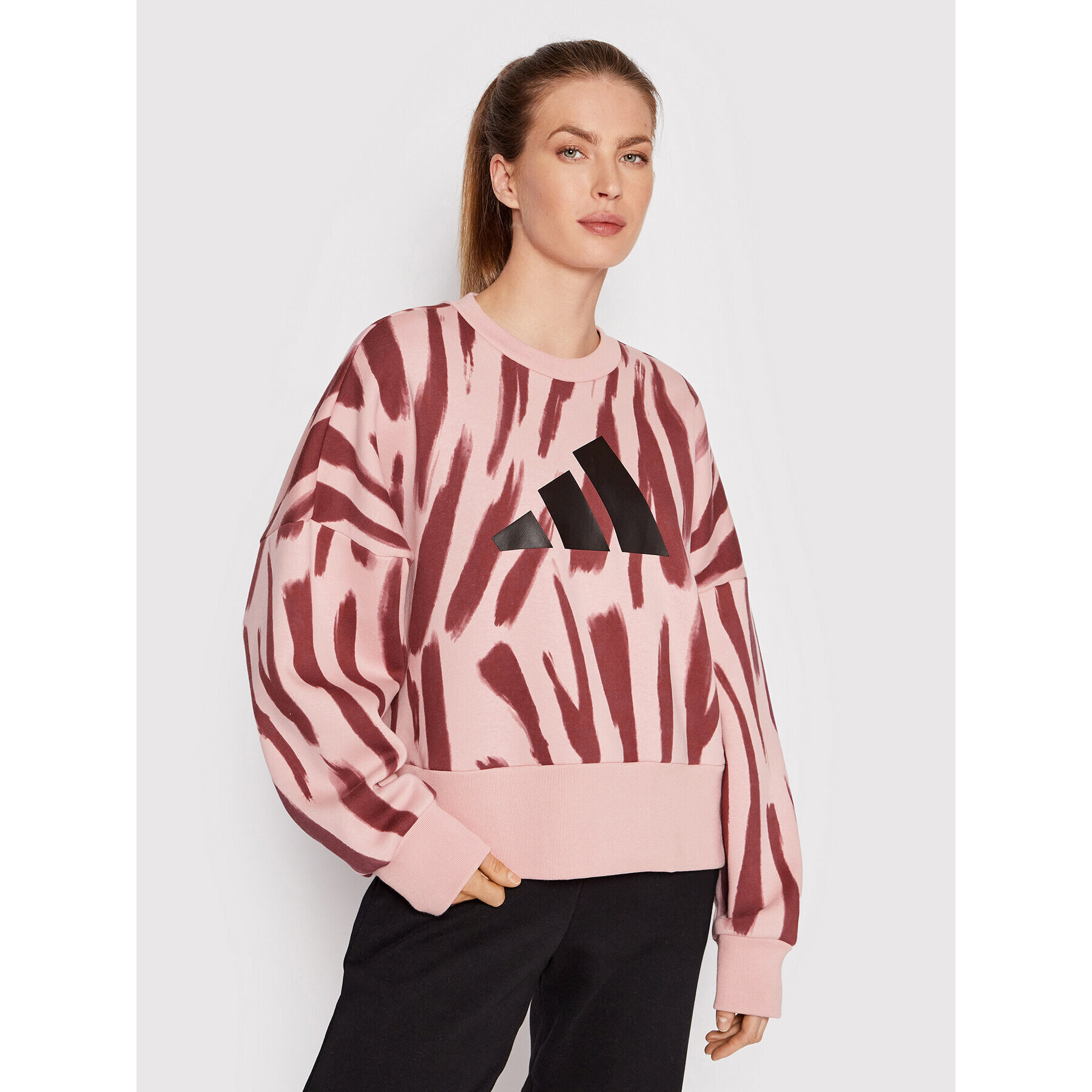 adidas Performance Суитшърт Future Icons HF1659 Розов Regular Fit - Pepit.bg