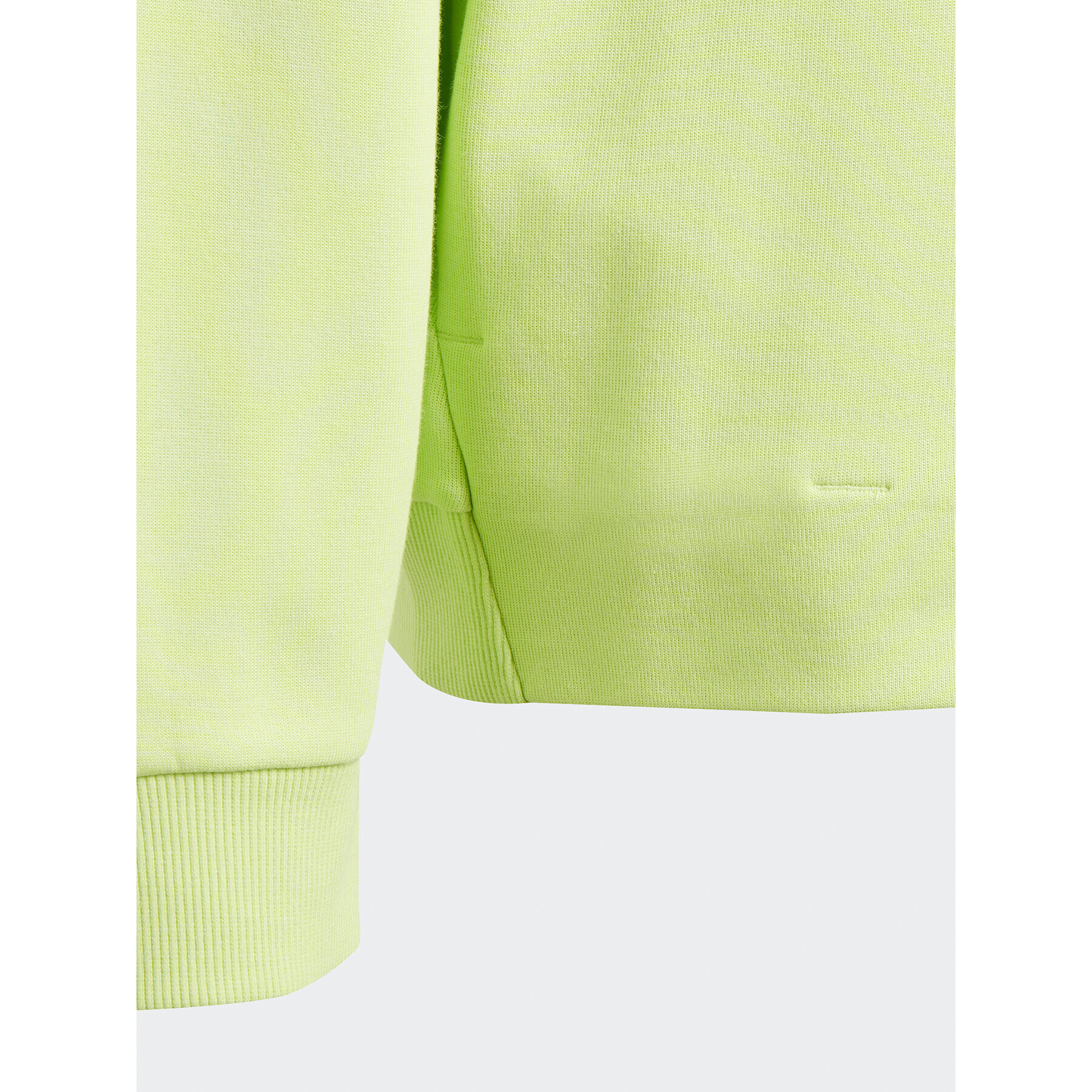 adidas Суитшърт Future Icons Logo IM0074 Зелен Regular Fit - Pepit.bg