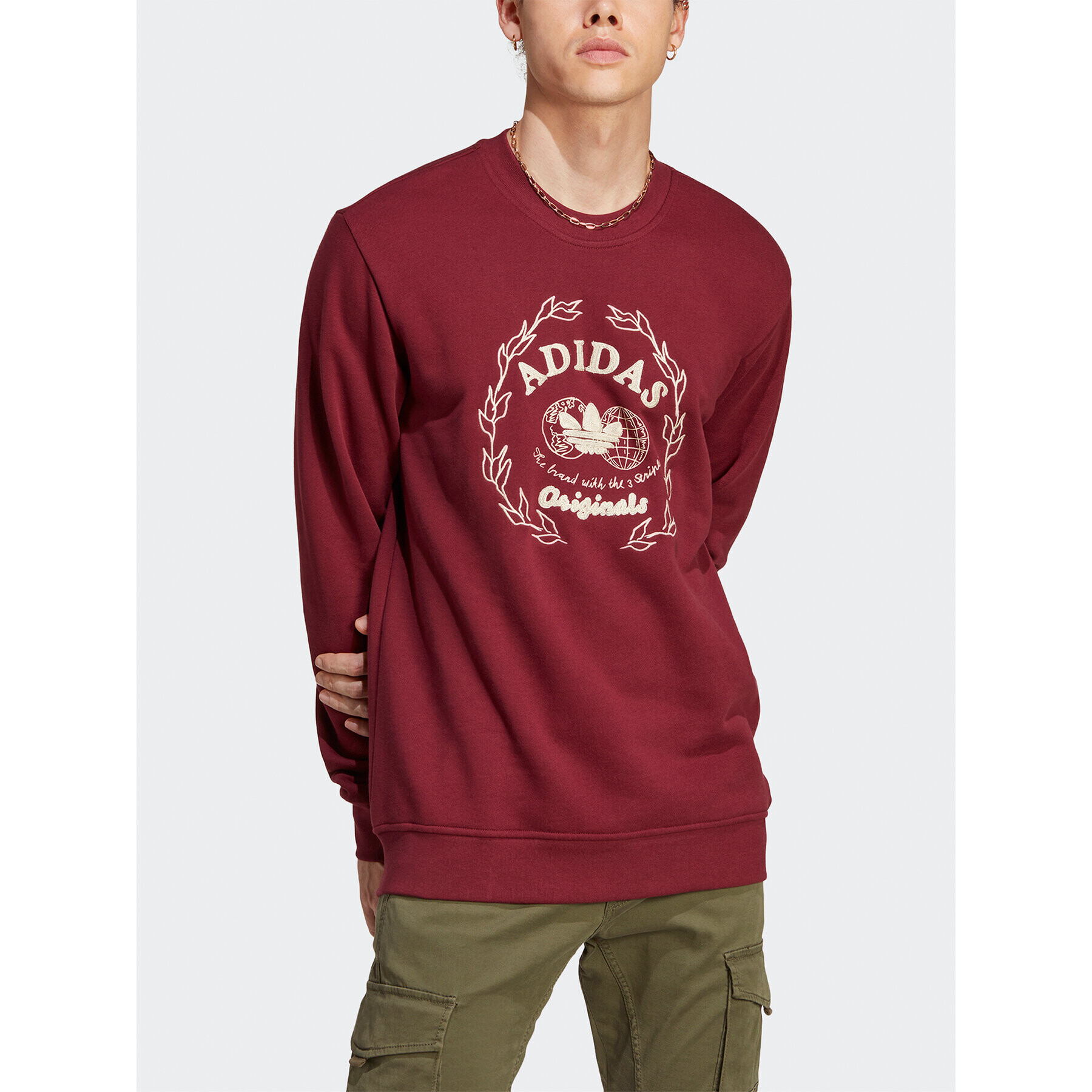 adidas Суитшърт Graphics Archive Crew Sweatshirt IC5770 Червен Regular Fit - Pepit.bg