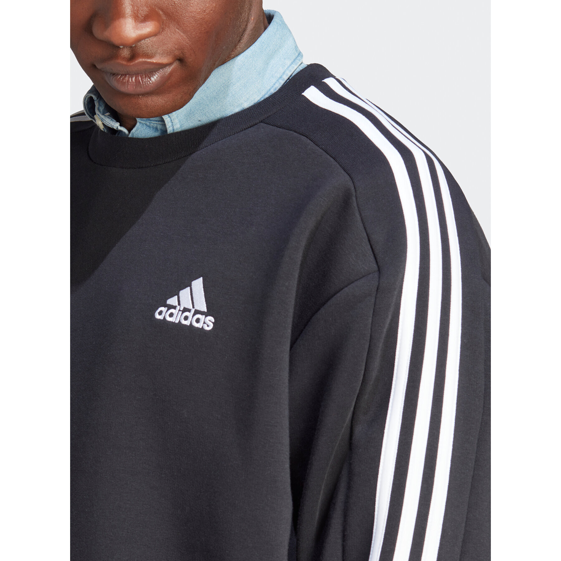 adidas Суитшърт HZ6234 Черен Loose Fit - Pepit.bg