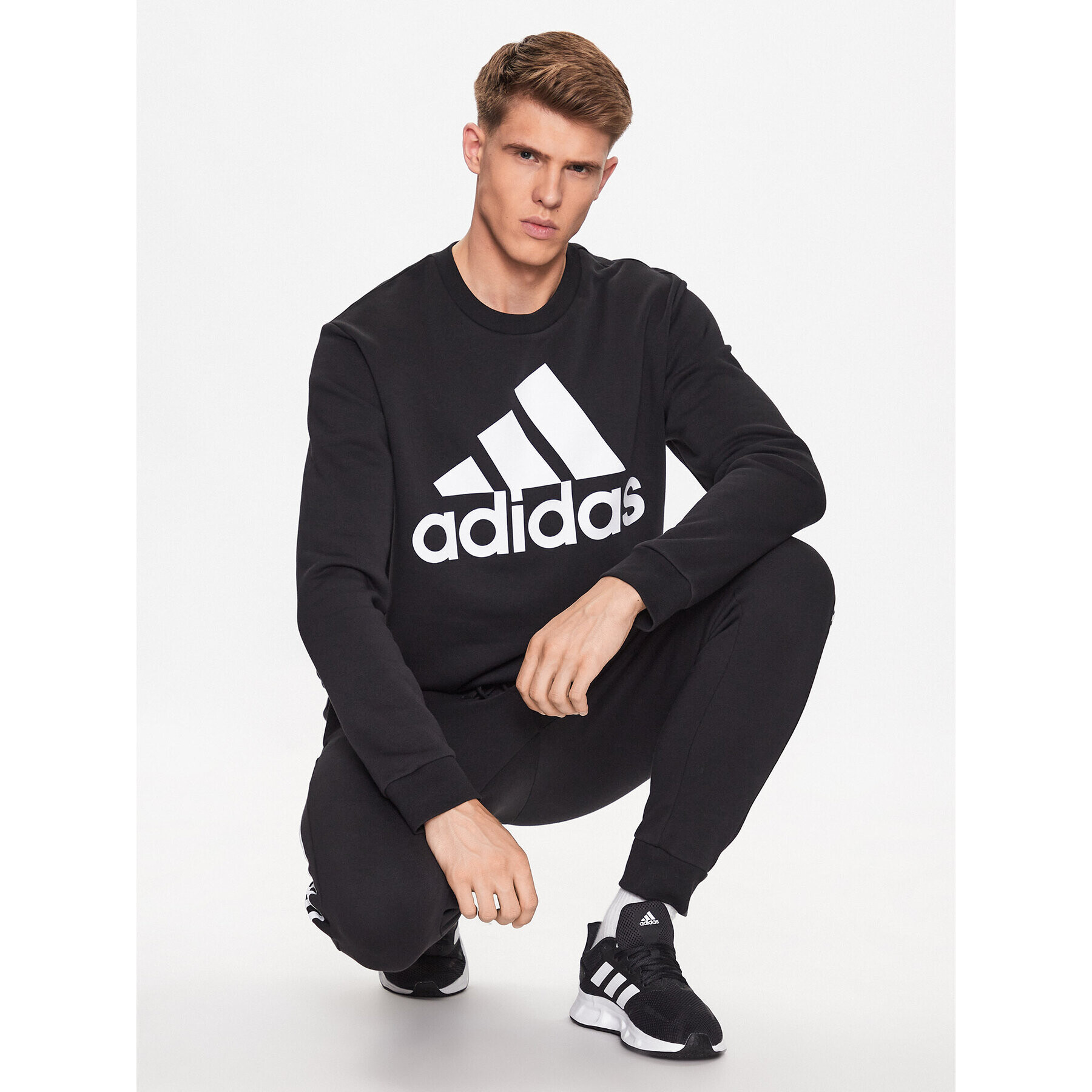 adidas Суитшърт IB3995 Черен Regular Fit - Pepit.bg