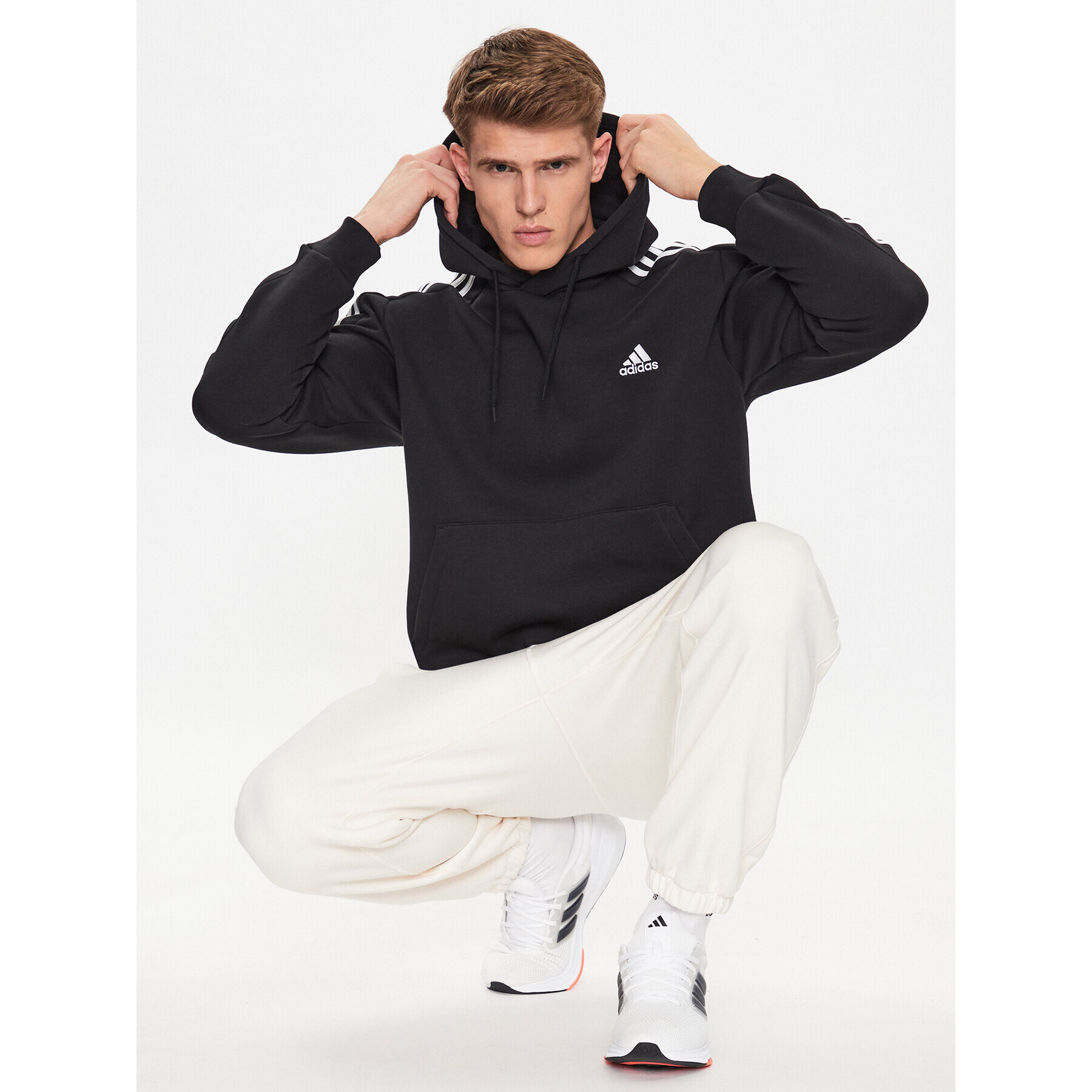 adidas Суитшърт IB4028 Черен Regular Fit - Pepit.bg