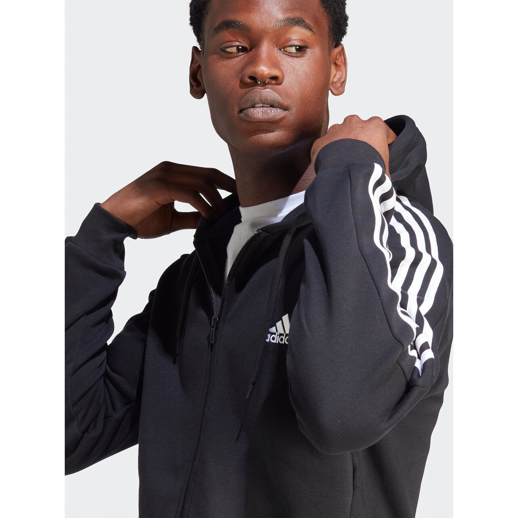 adidas Суитшърт IB4029 Черен Regular Fit - Pepit.bg