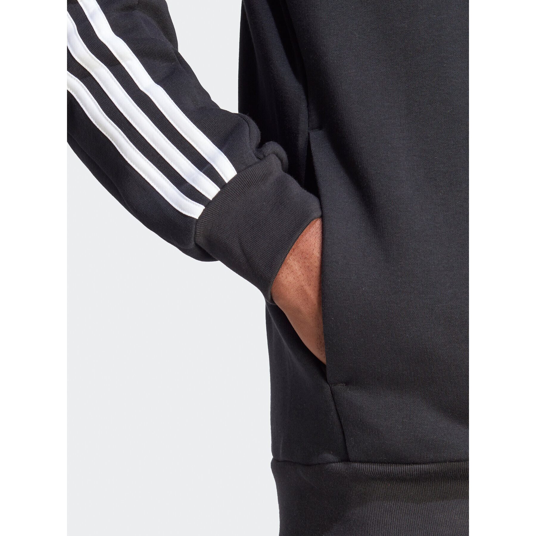 adidas Суитшърт IB4029 Черен Regular Fit - Pepit.bg