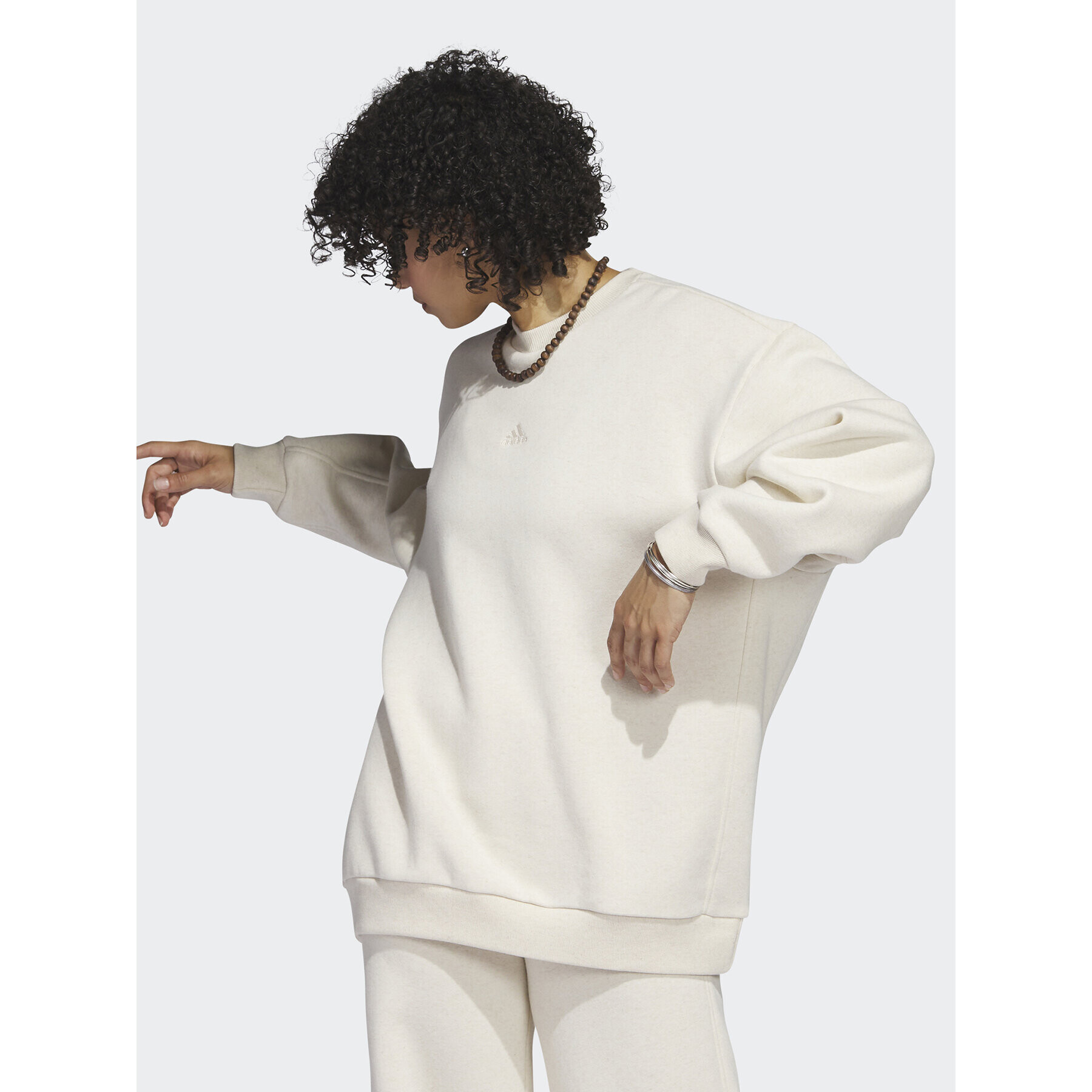 adidas Суитшърт IC6485 Бежов Oversize - Pepit.bg