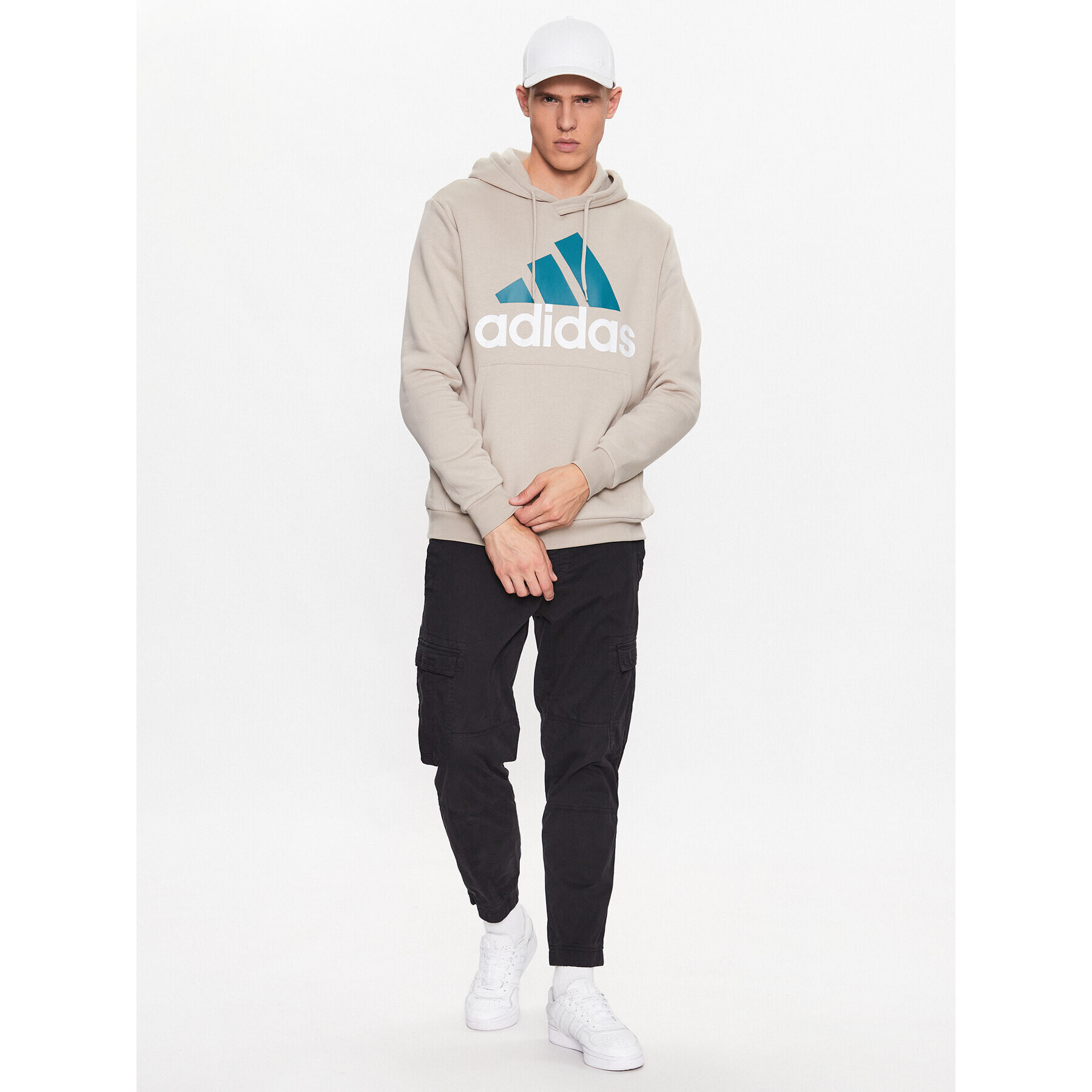 adidas Суитшърт IJ8942 Бежов Regular Fit - Pepit.bg