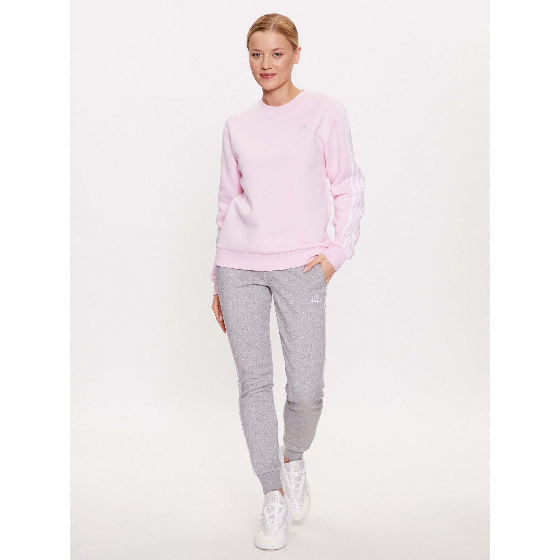 adidas Суитшърт IM0209 Розов Regular Fit - Pepit.bg