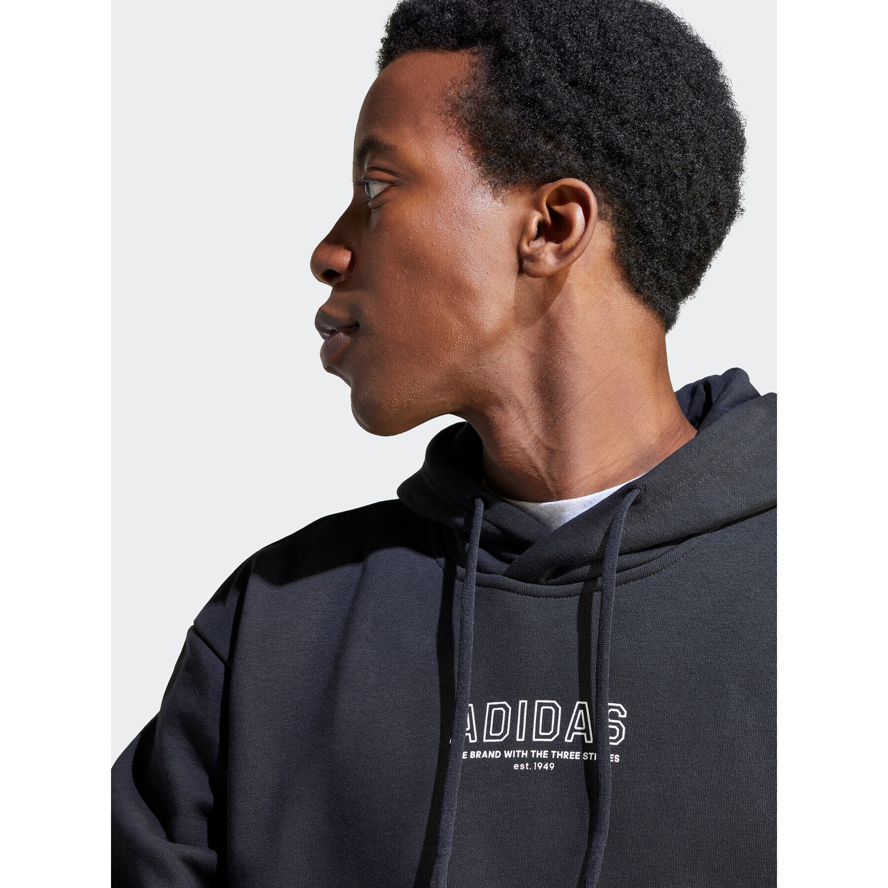 adidas Суитшърт IR8357 Черен Loose Fit - Pepit.bg