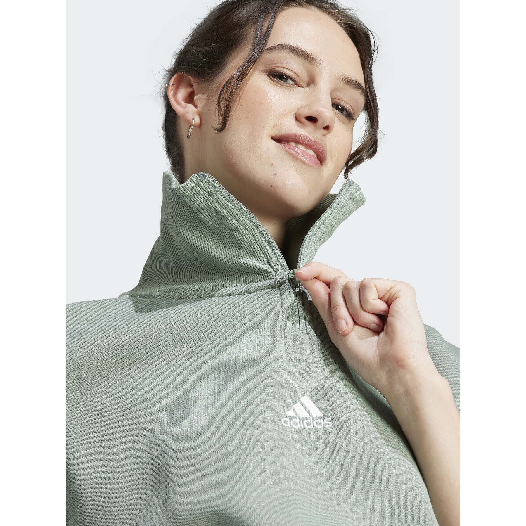 adidas Суитшърт IR8381 Зелен Oversize - Pepit.bg