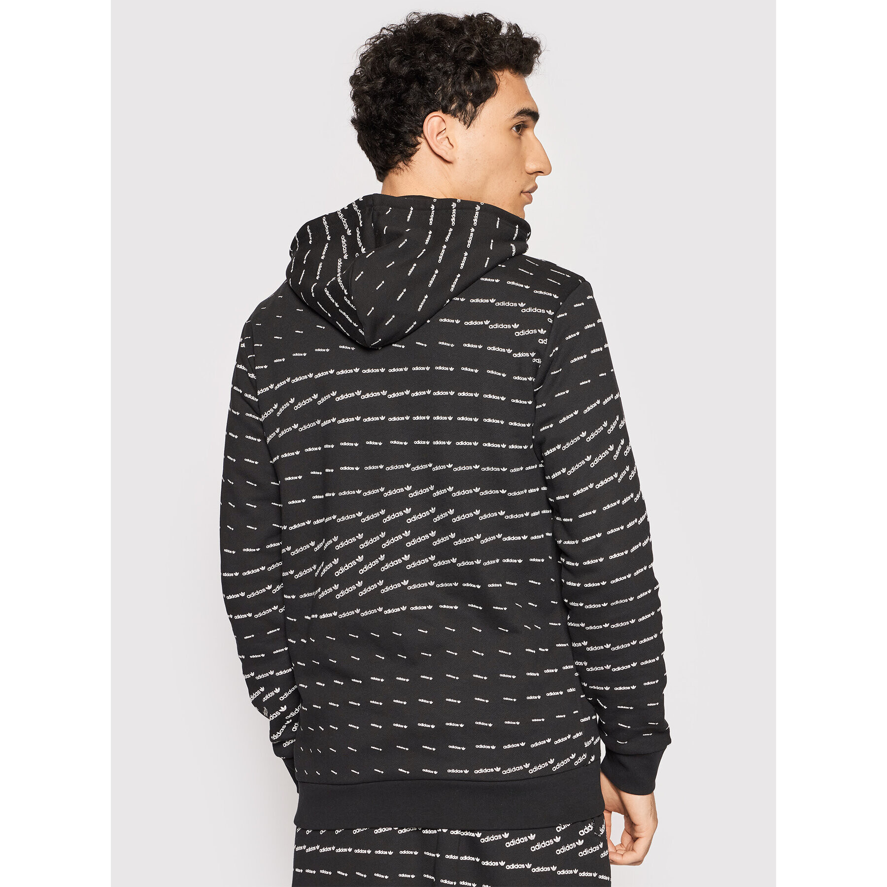 adidas Суитшърт Mono H13492 Черен Regular Fit - Pepit.bg