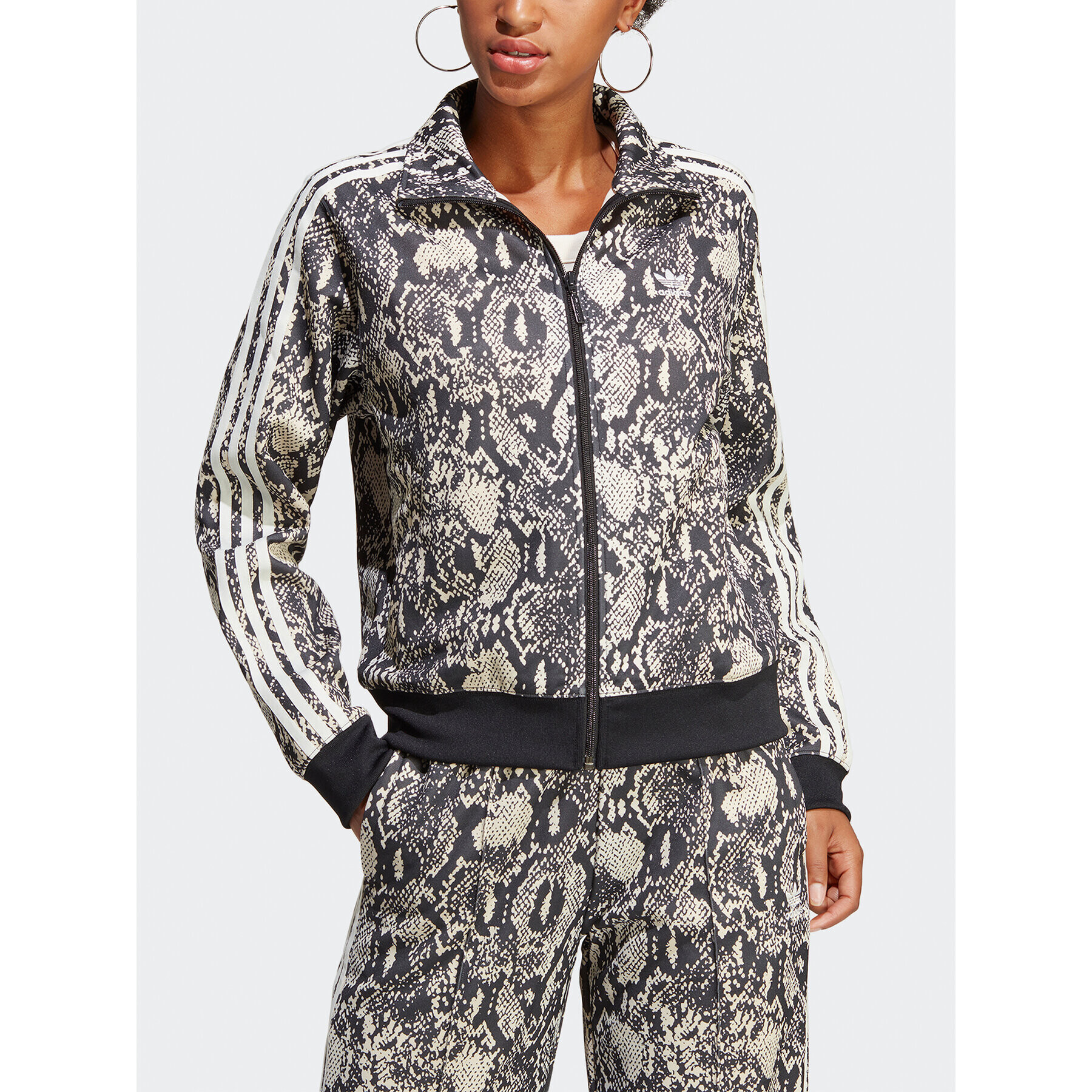 adidas Суитшърт Python Allover Print Track Top IC6082 Черен Regular Fit - Pepit.bg