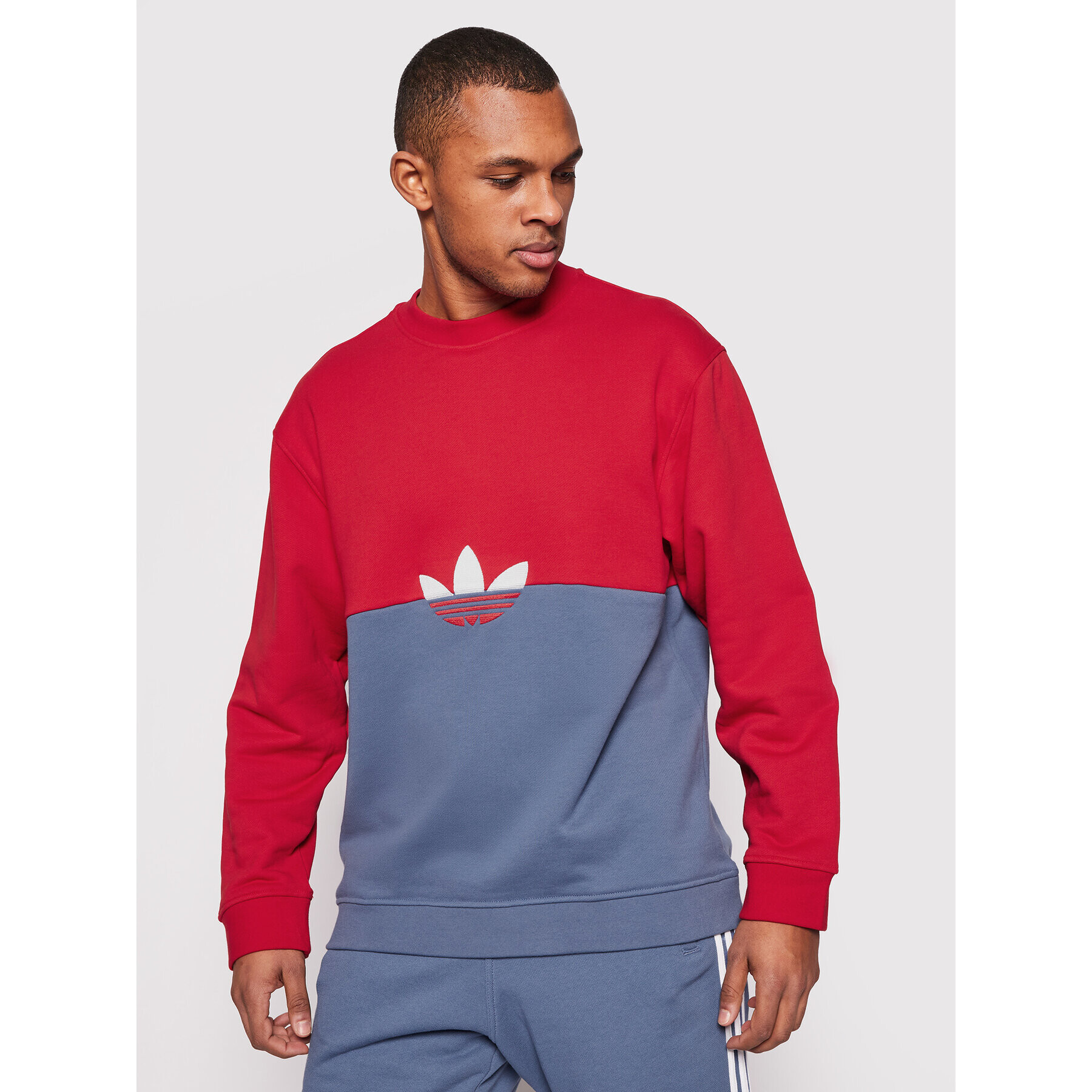 adidas Суитшърт Slice Trf Crew GN3448 Цветен Regular Fit - Pepit.bg