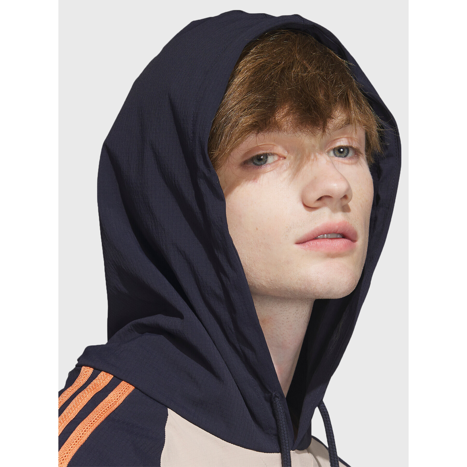 adidas Суитшърт SST Hooded Windbreaker IC5537 Кафяв Regular Fit - Pepit.bg