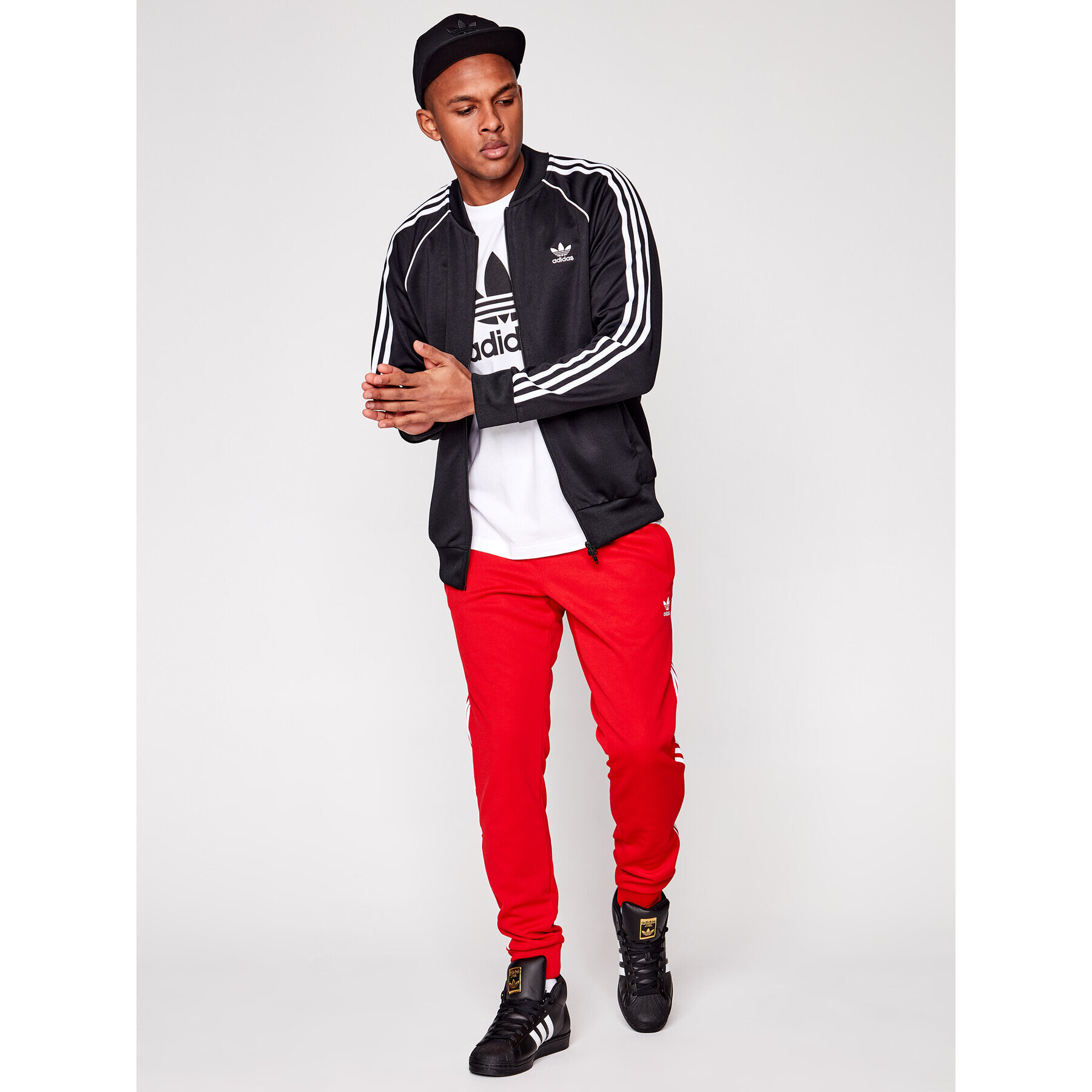 adidas Суитшърт Sst TT P GF0198 Черен Standard Fit - Pepit.bg