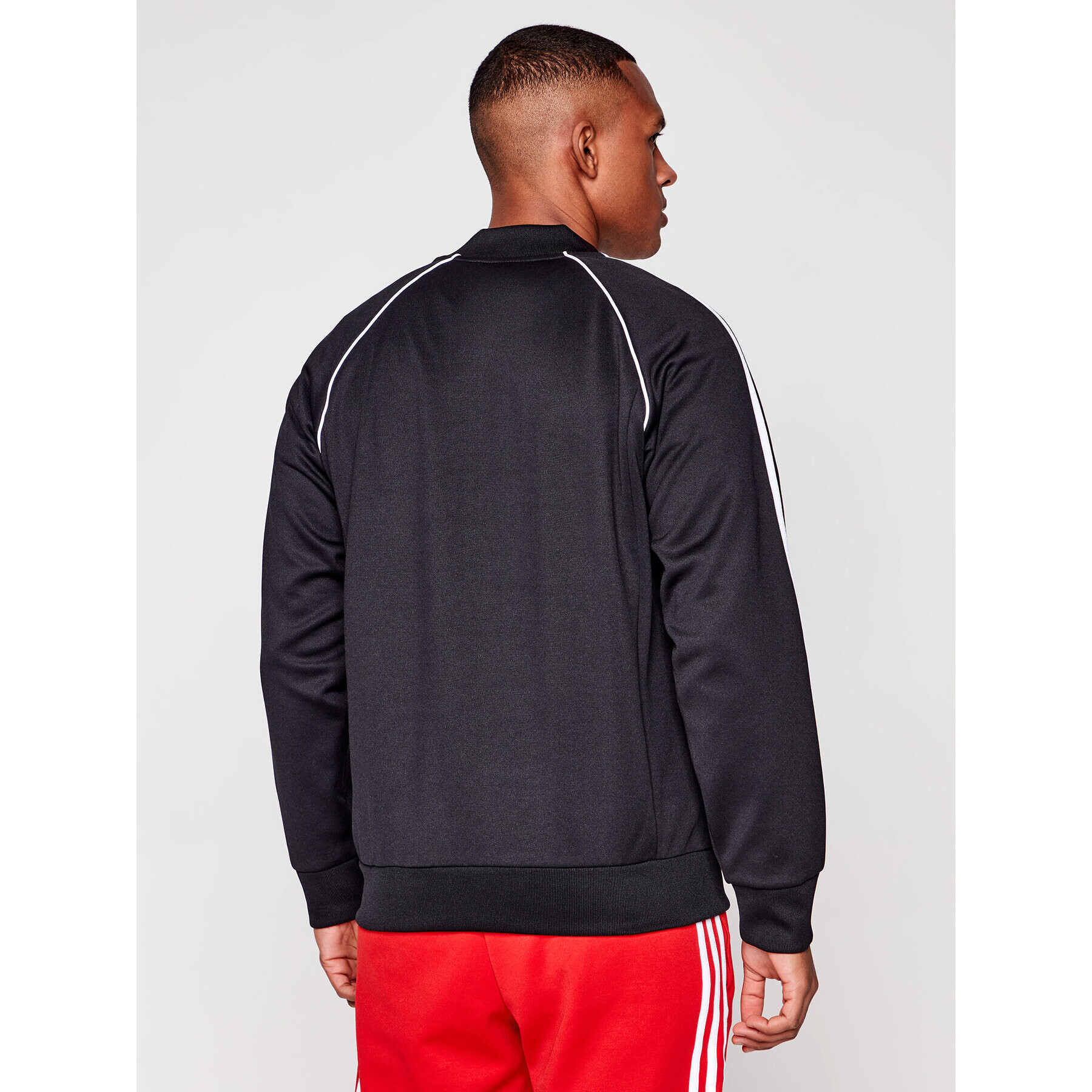 adidas Суитшърт Sst TT P GF0198 Черен Standard Fit - Pepit.bg