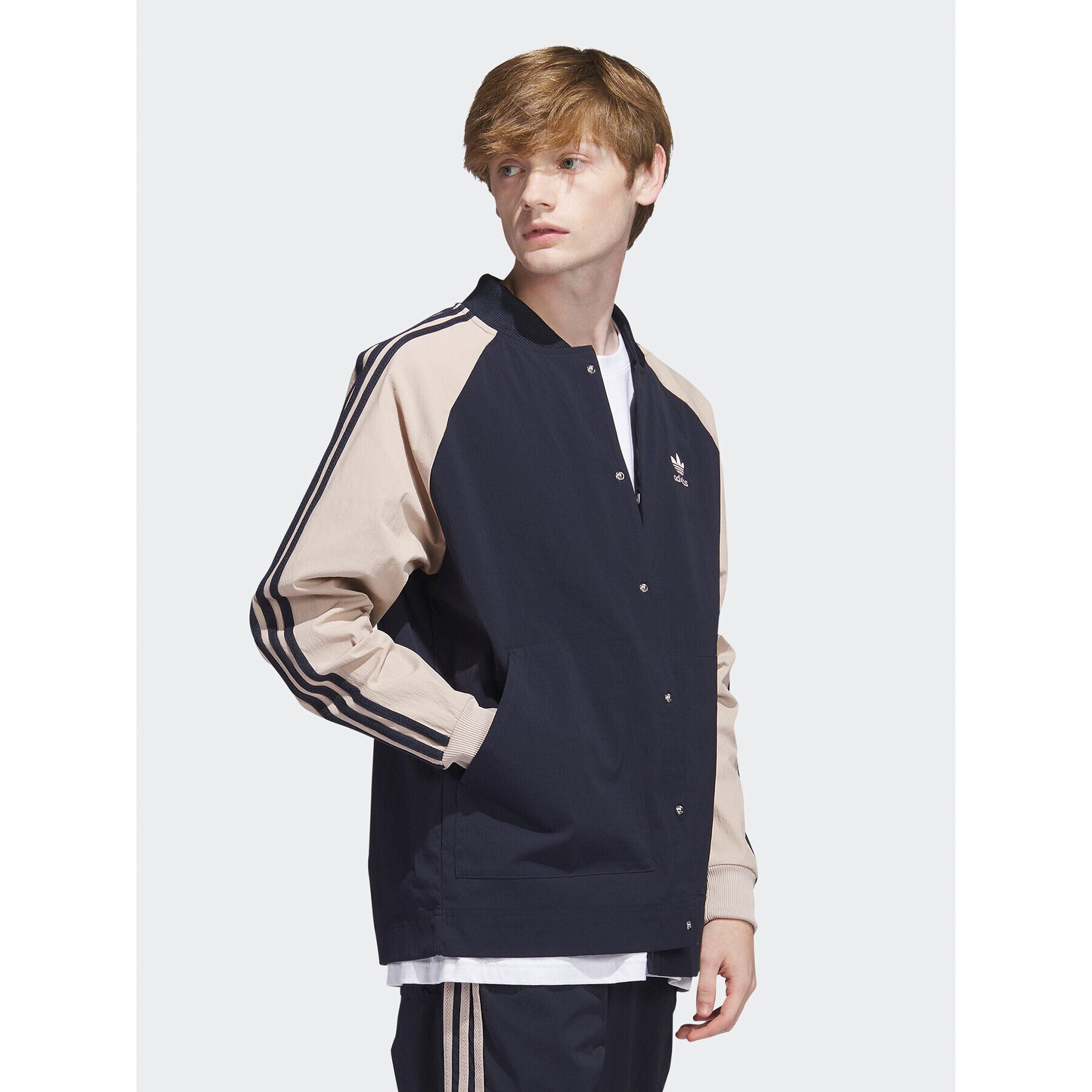 adidas Суитшърт SST Woven Jacket IC5543 Син Regular Fit - Pepit.bg